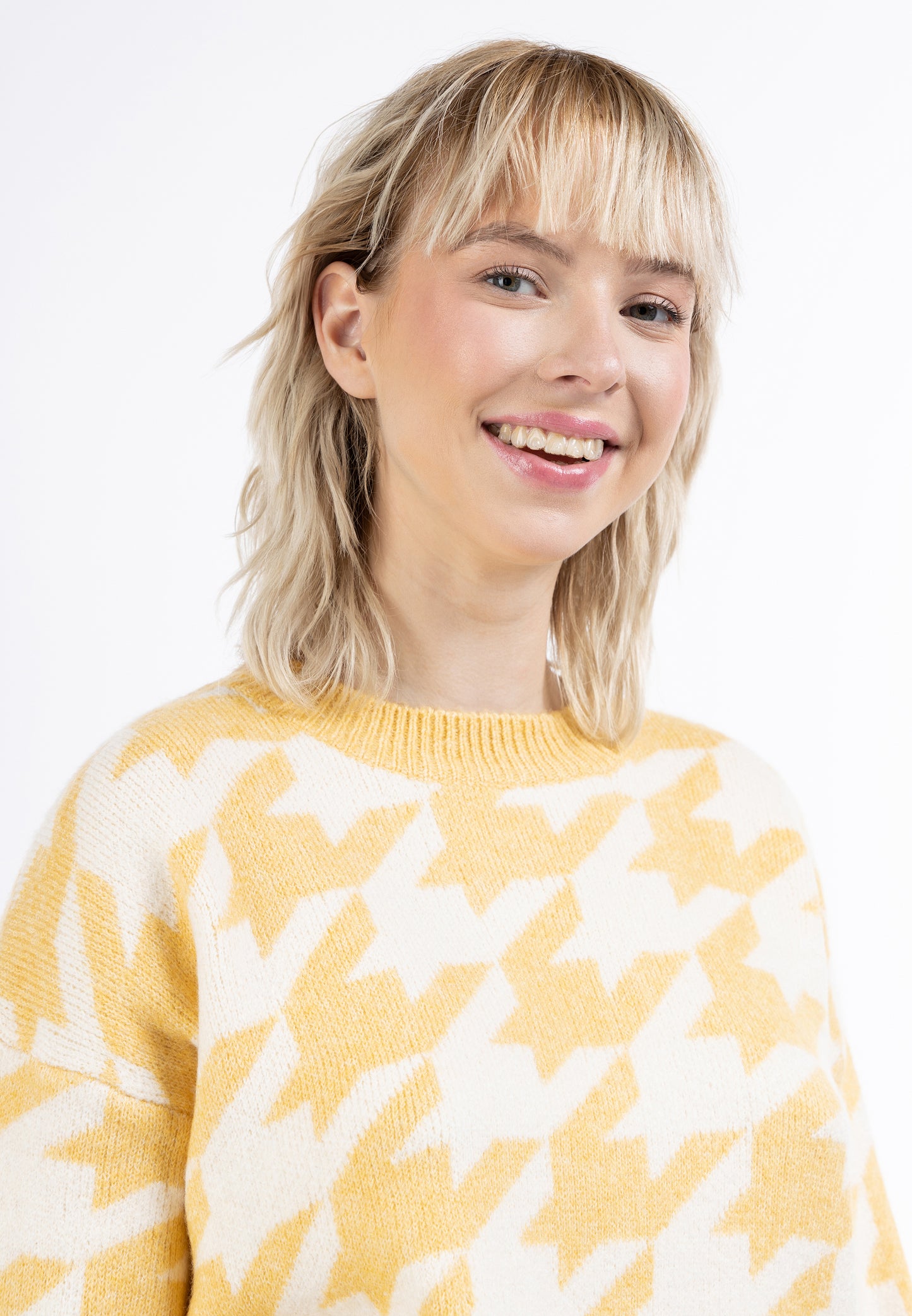 myMo Women's Knitted Sweater