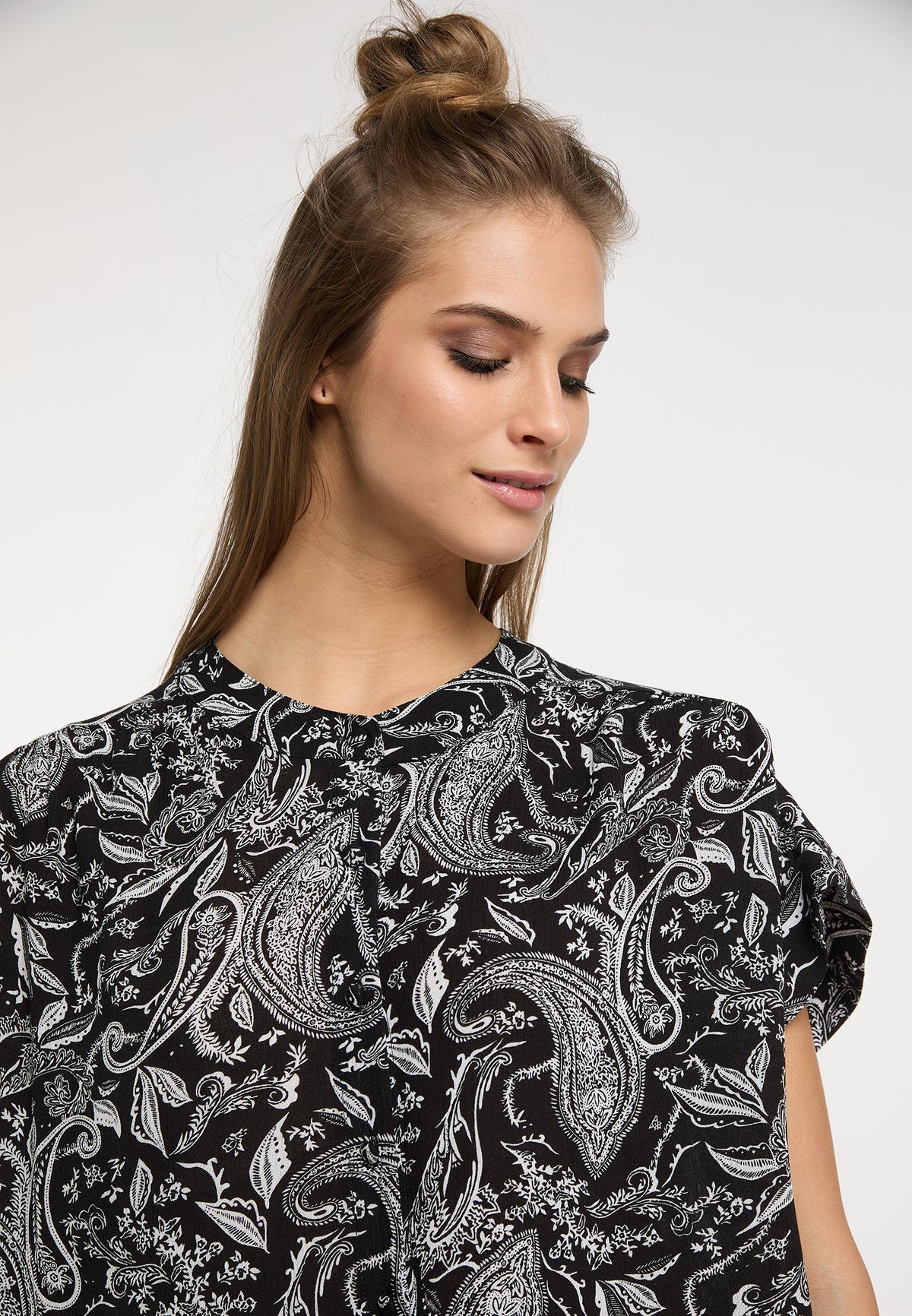 Gelya Women's Short Sleeve Blouse