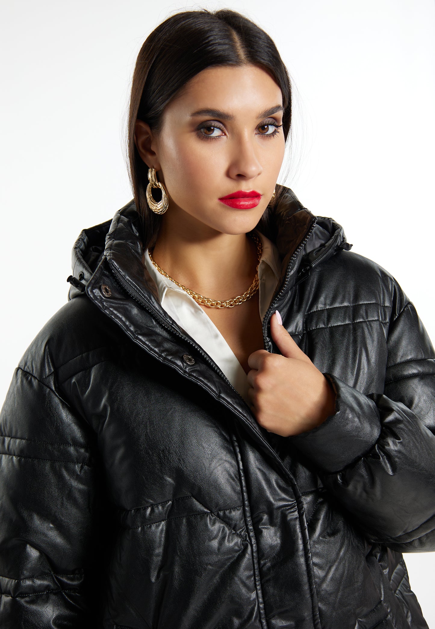 faina Damen-Steppmantel in Lederoptik