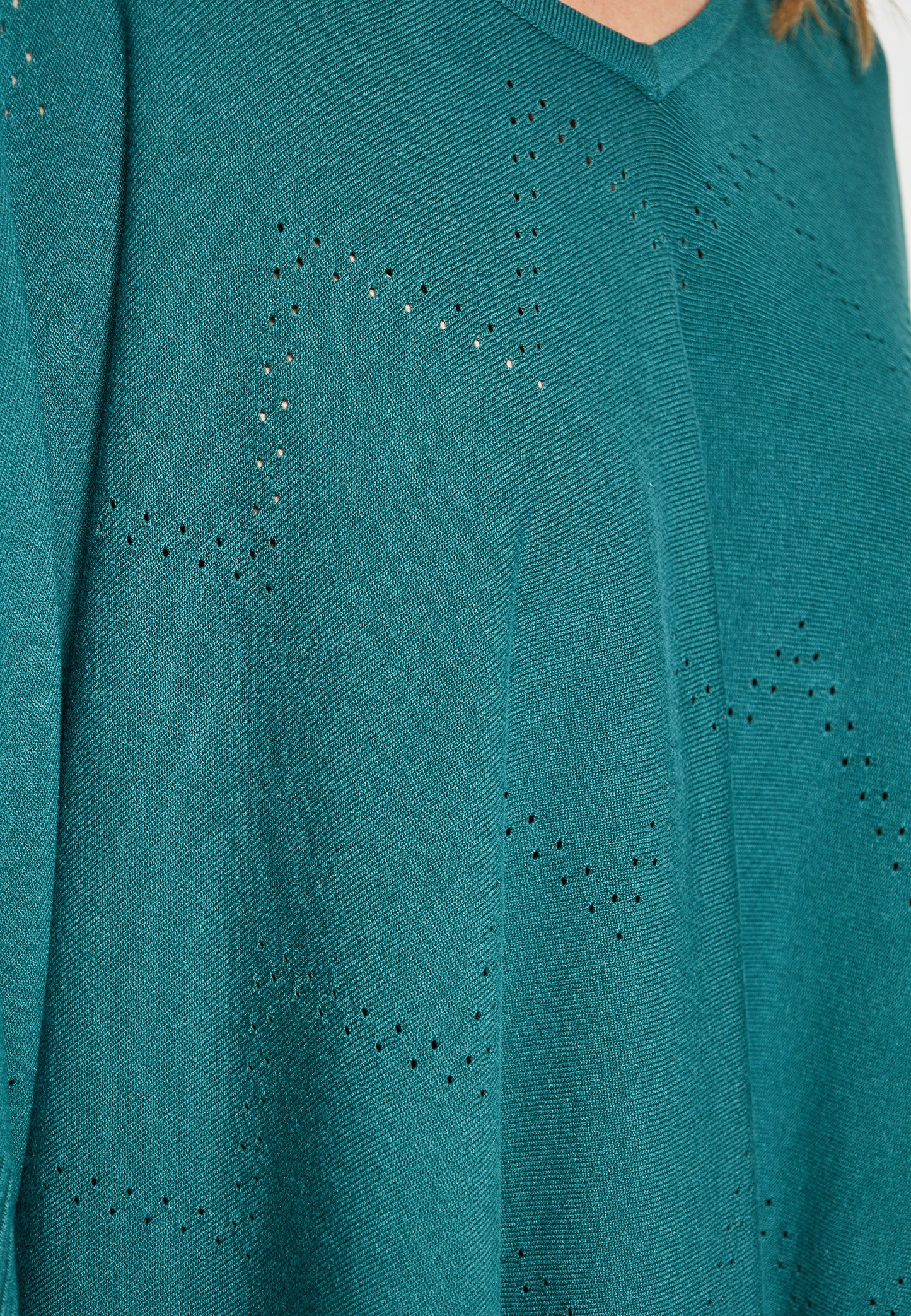 Alzou Women's Poncho