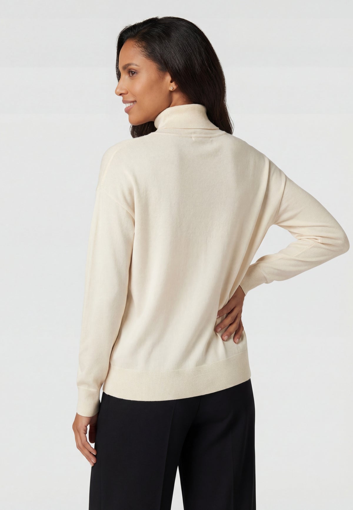 Lynnea Women's Knitted Sweater
