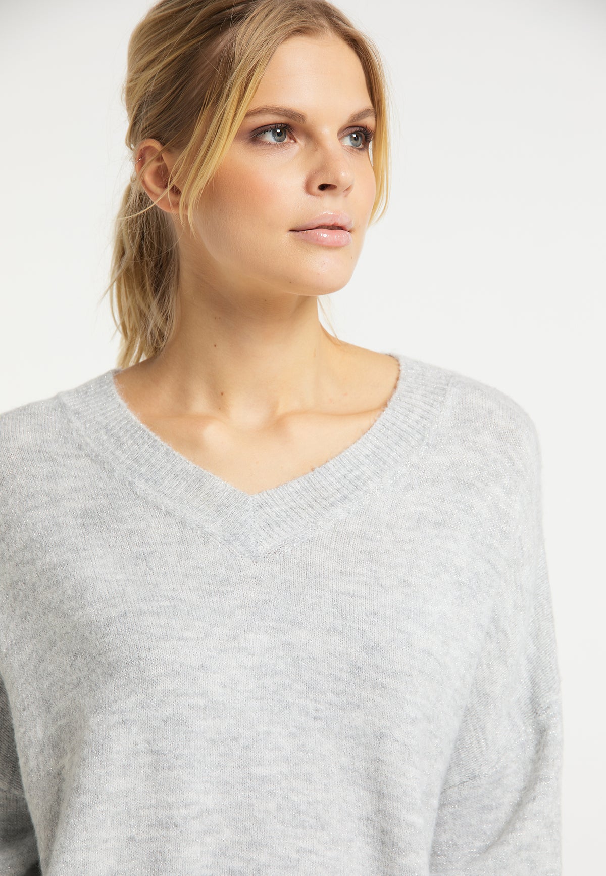 Ennia Women's Knitted Sweater