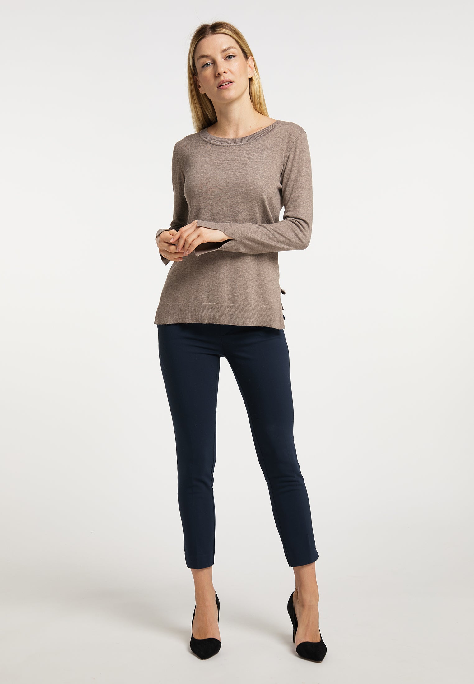 Jeona Women's Crew Neck Sweater