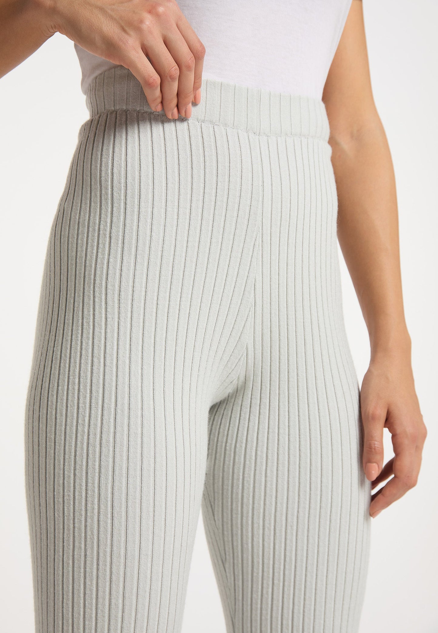 Mymo Women's Knitted Trousers