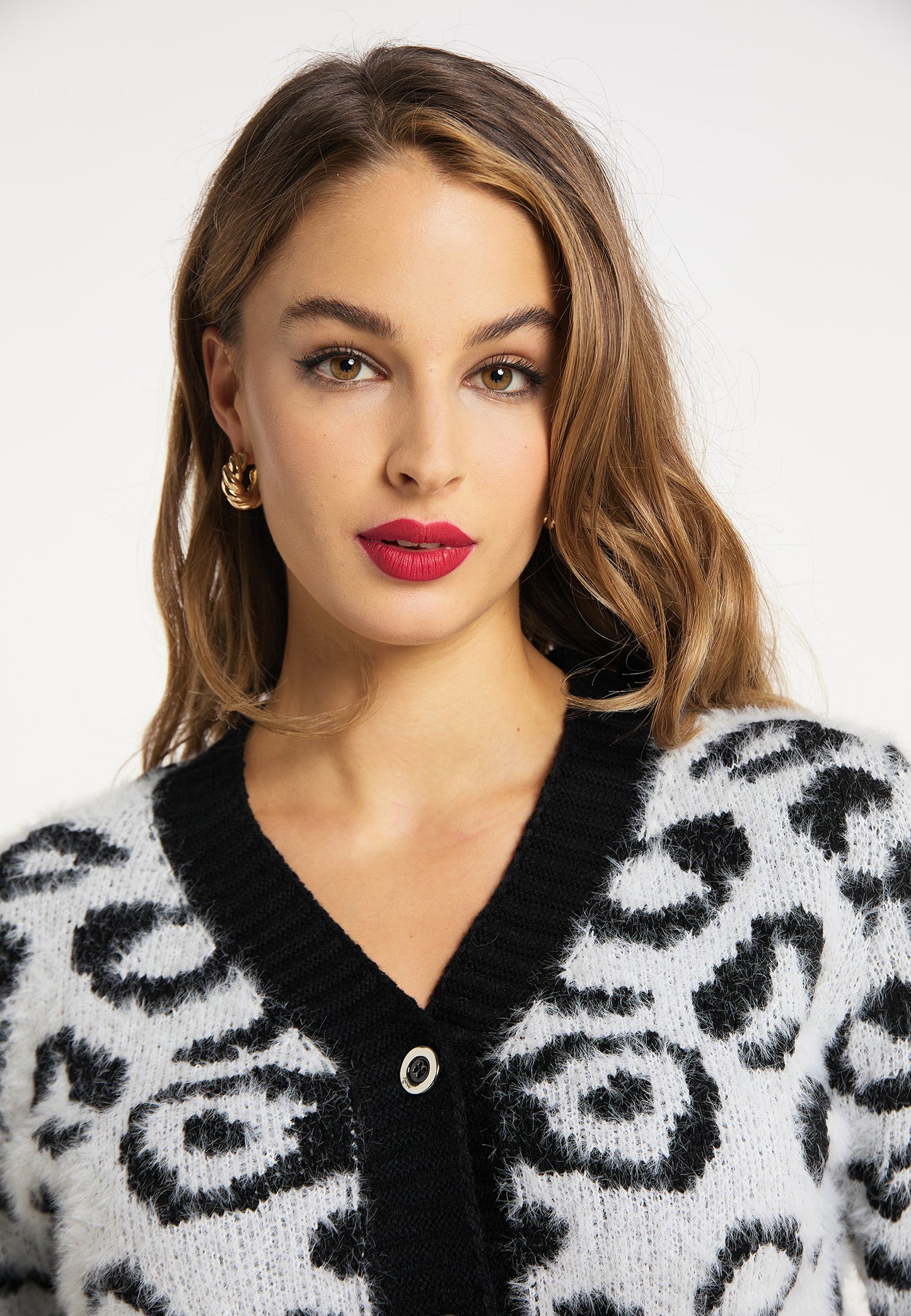 faina Strickjacke