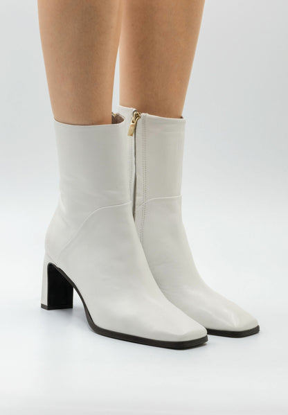 faina Felipa Schuhe