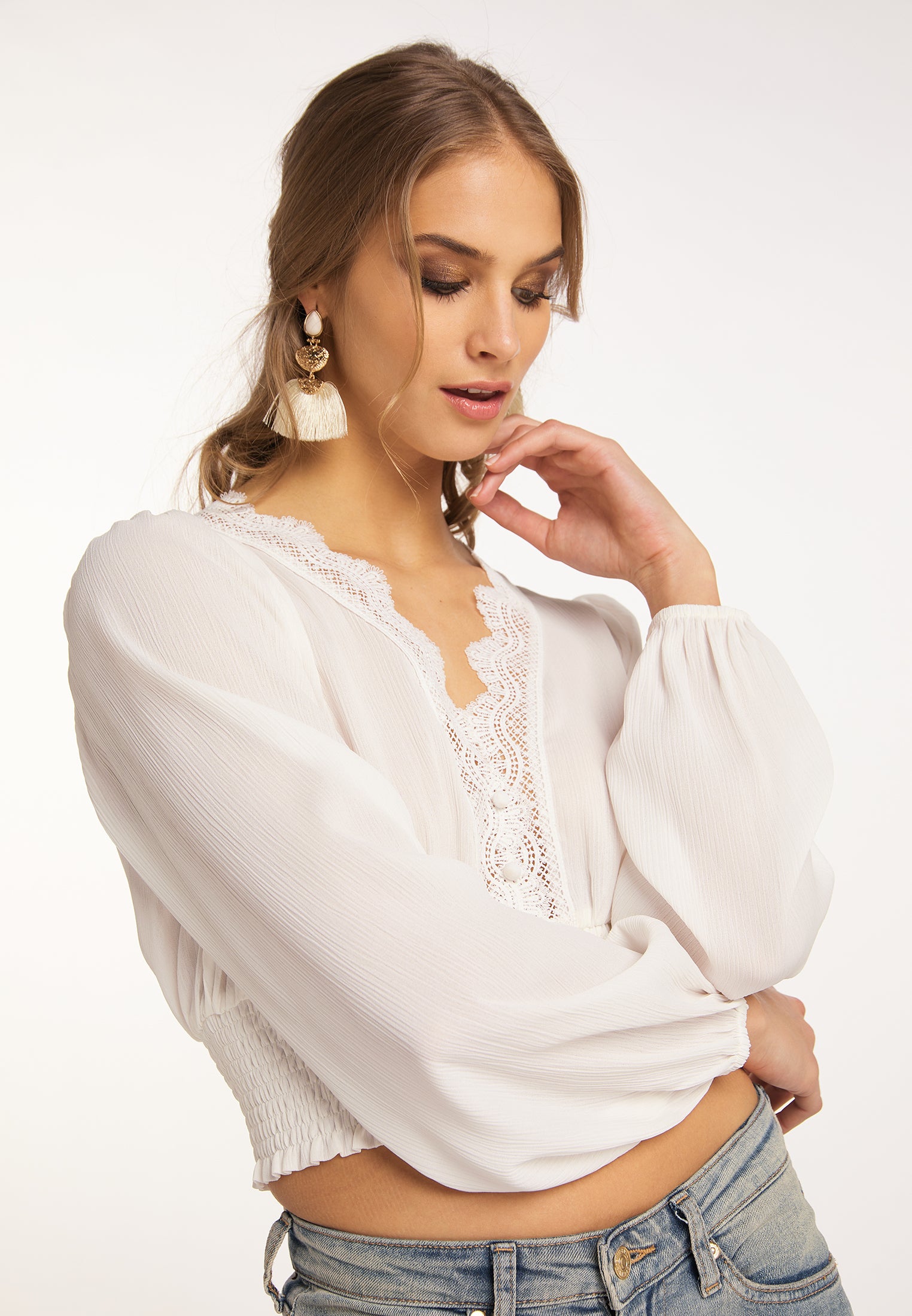 IZIA Women's Cropped Blouse Long Sleeves
