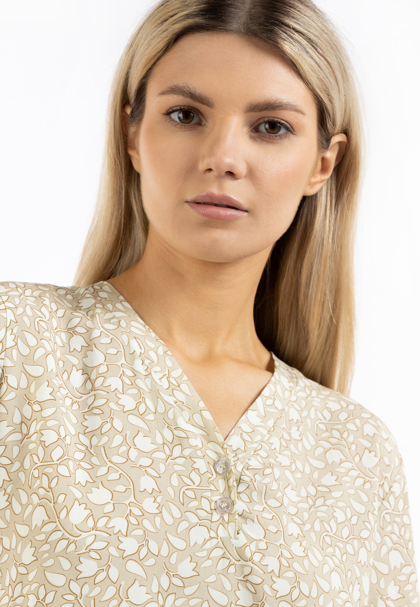 Albee Women's Shirt Blouse