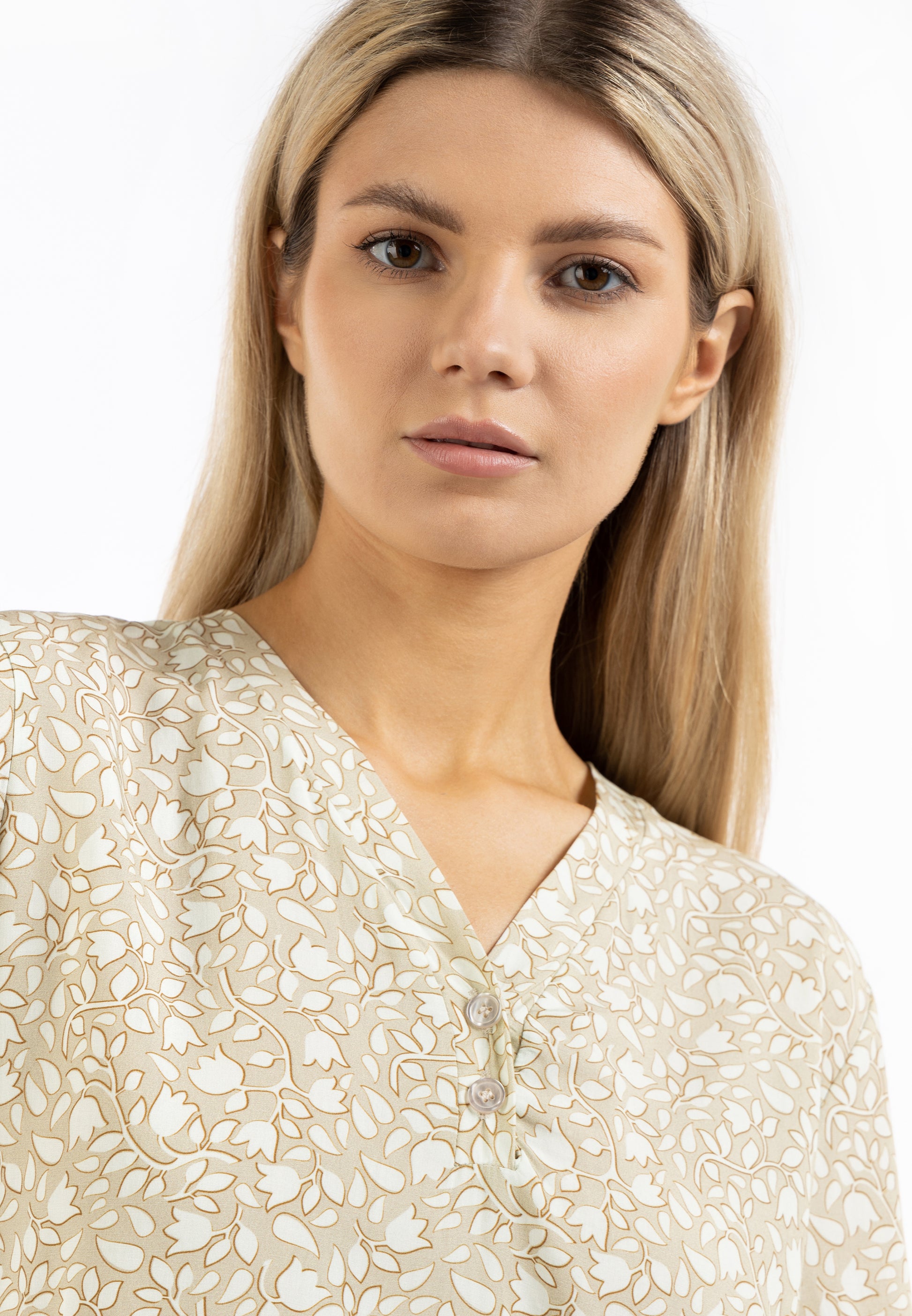 Albee Women's Shirt Blouse