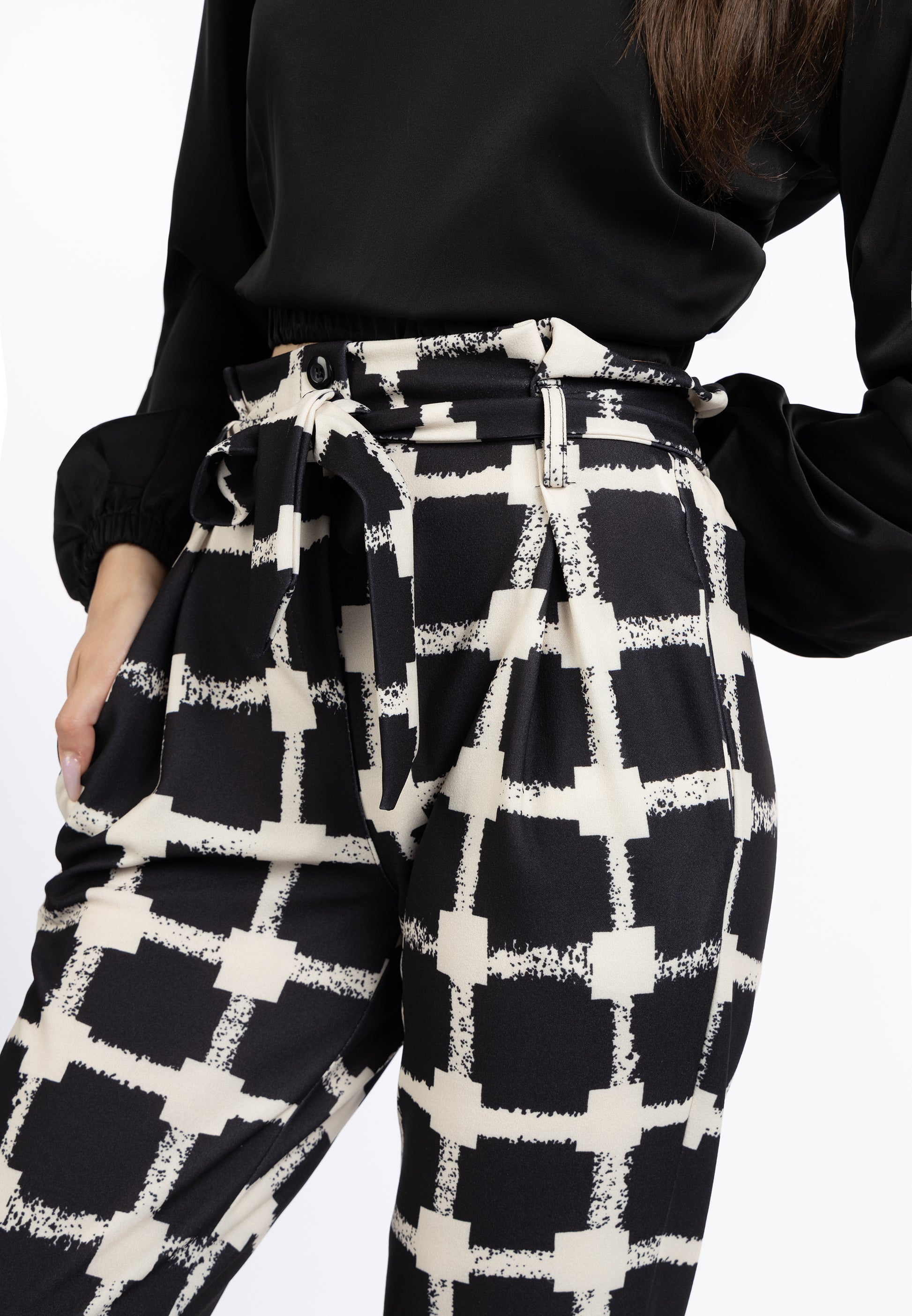 Faina Women's Pants