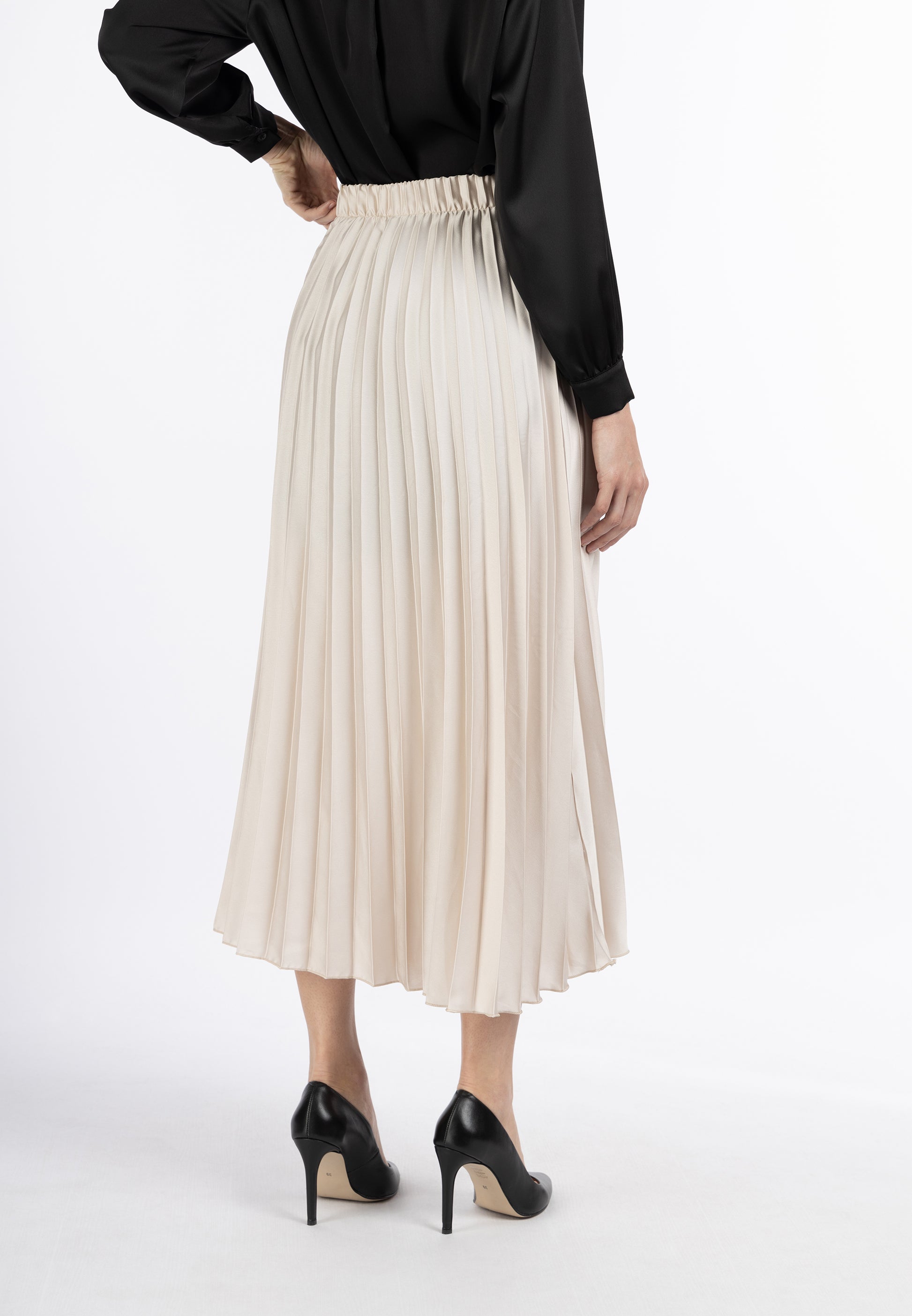 Usha Black Label Women's Skirt
