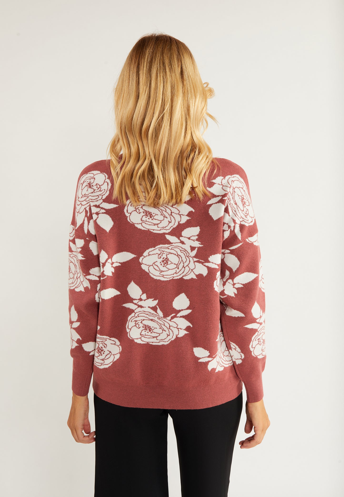 Albee Women's Sweater With Pearls