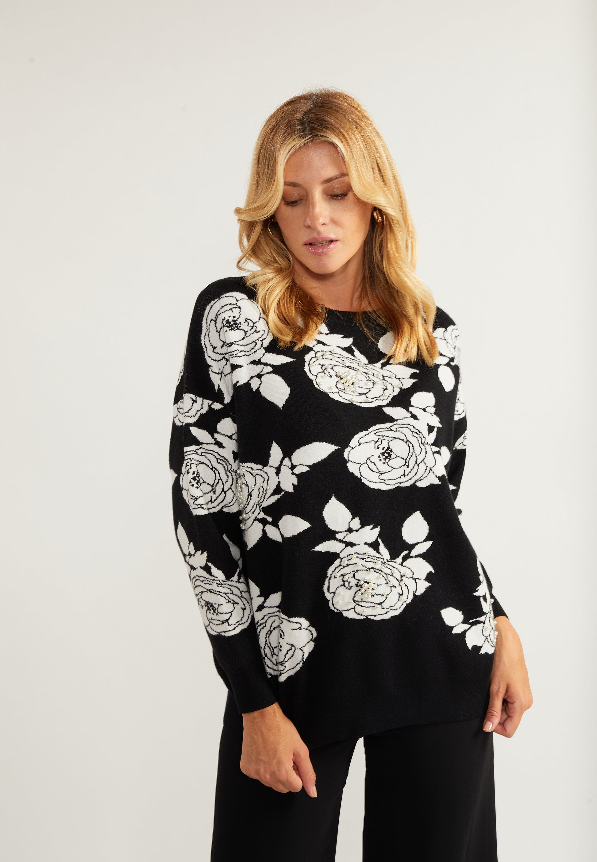 Albee Women's Sweater With Pearls