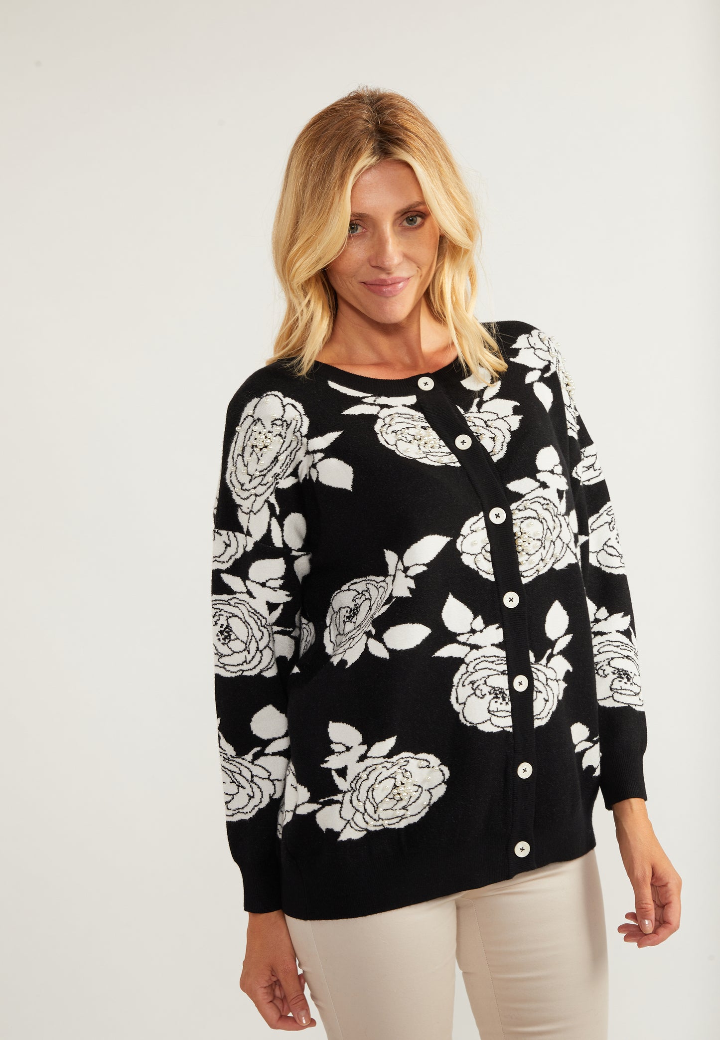 Albee Women's Cardigan With Pearls