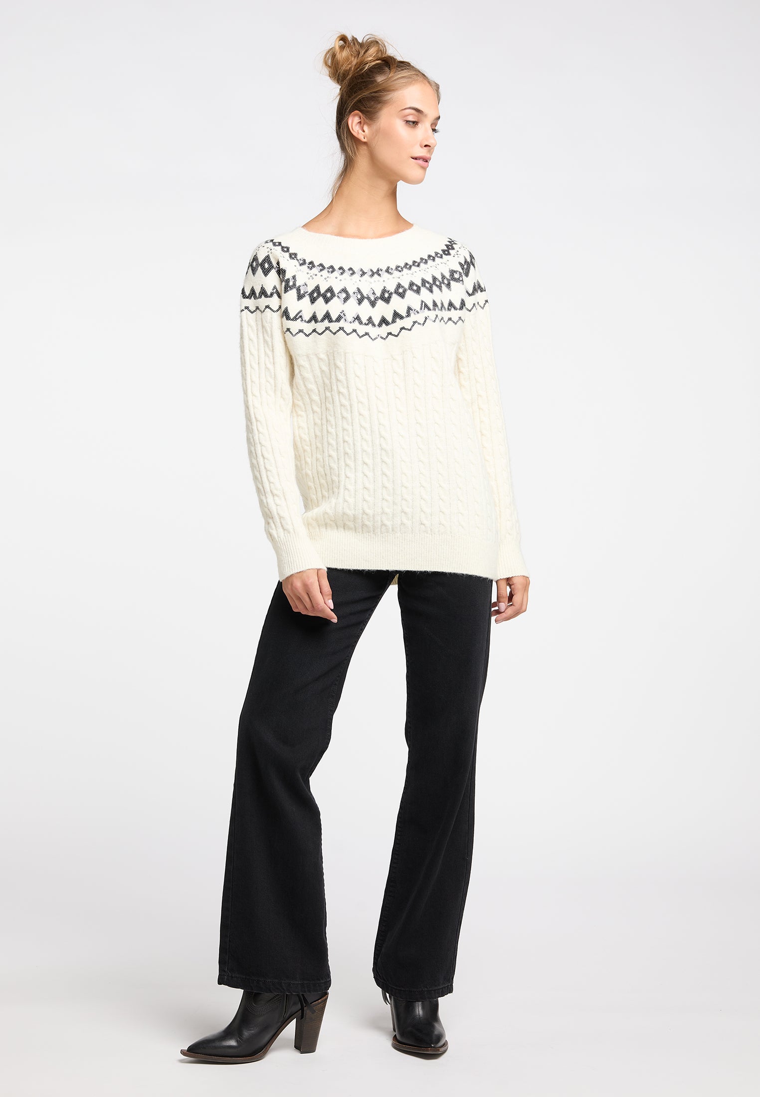 Basuto Women's Knit Sweater
