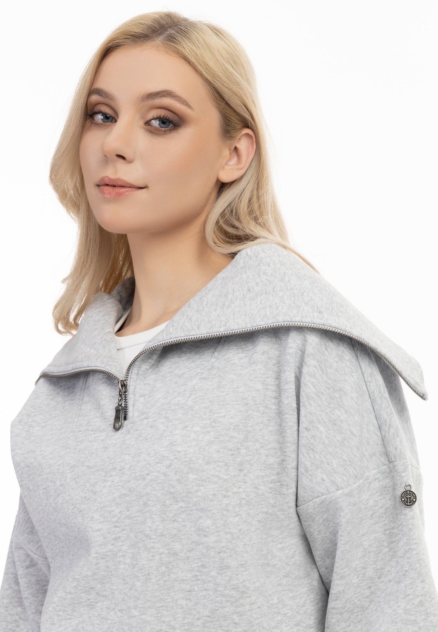 Dreimaster vintage Women's Oversize Troyer Sweater