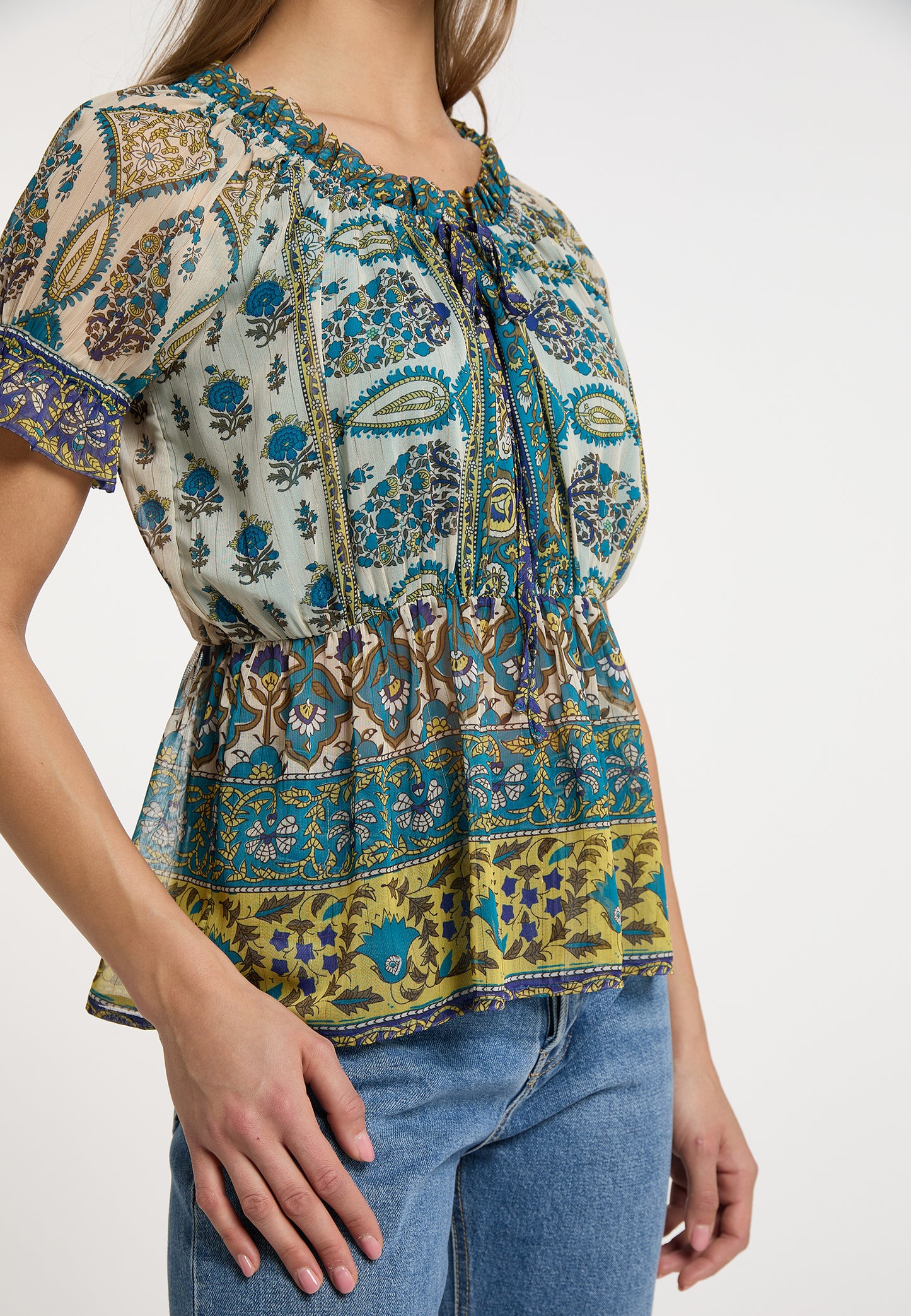 Virita Women's Blouse with Ruffled Sleeves