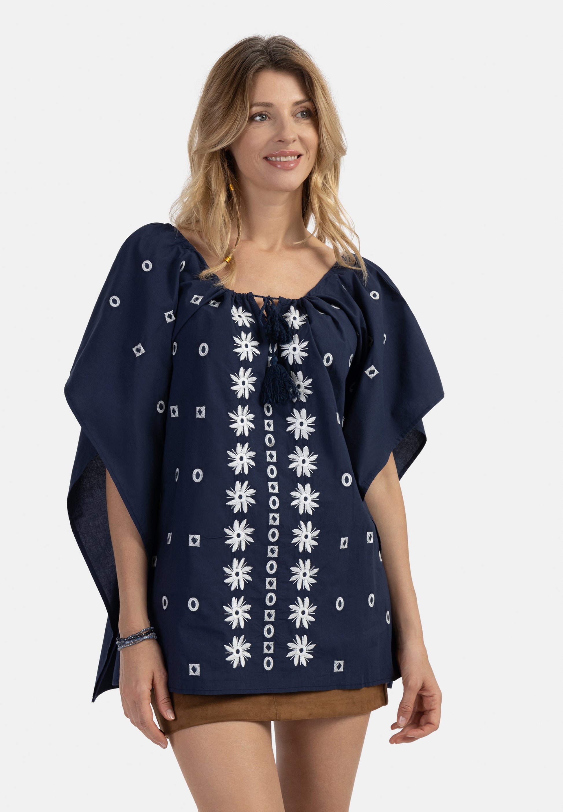 Virita Women's Poncho