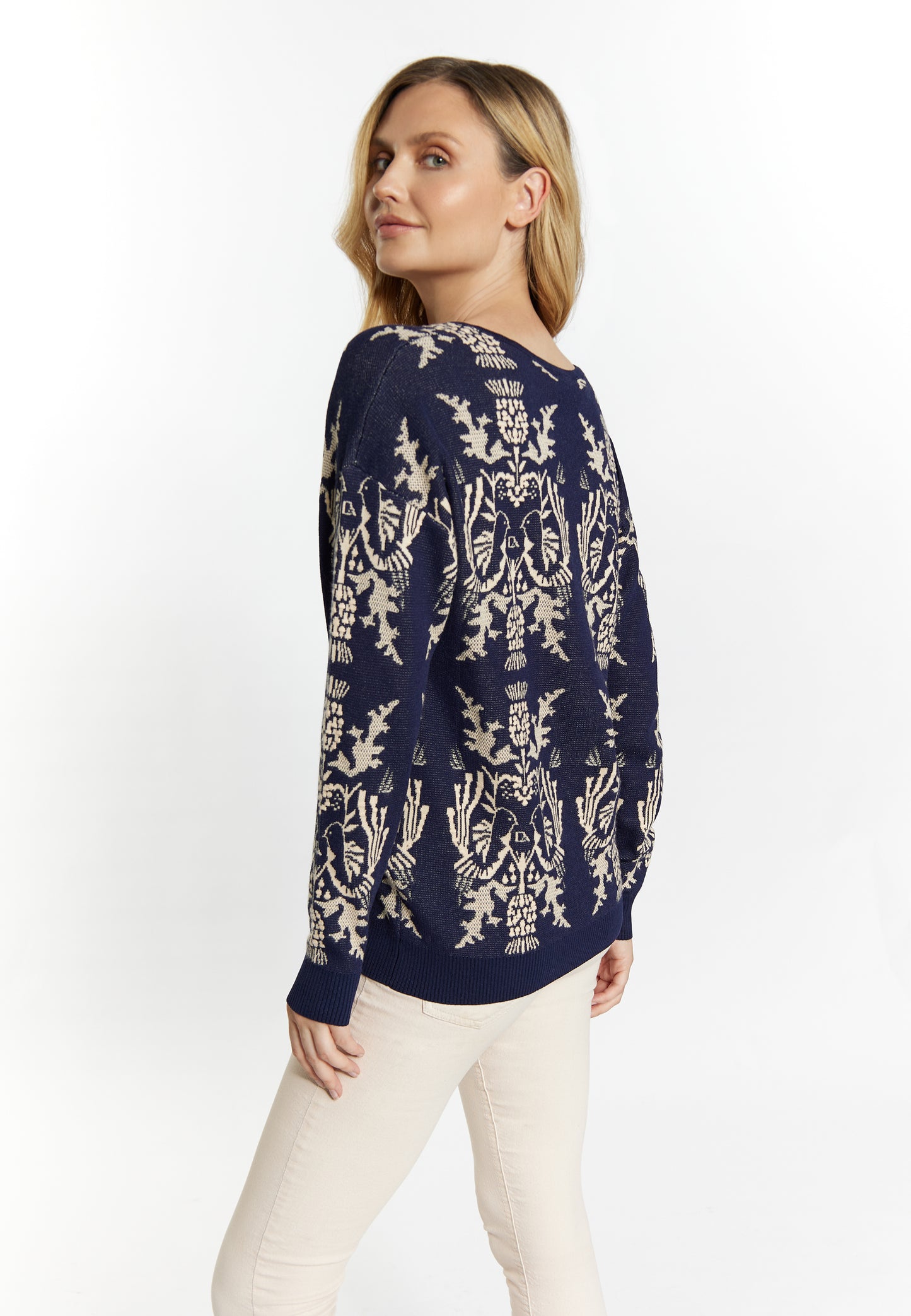 Albee Women's Knitted Sweater