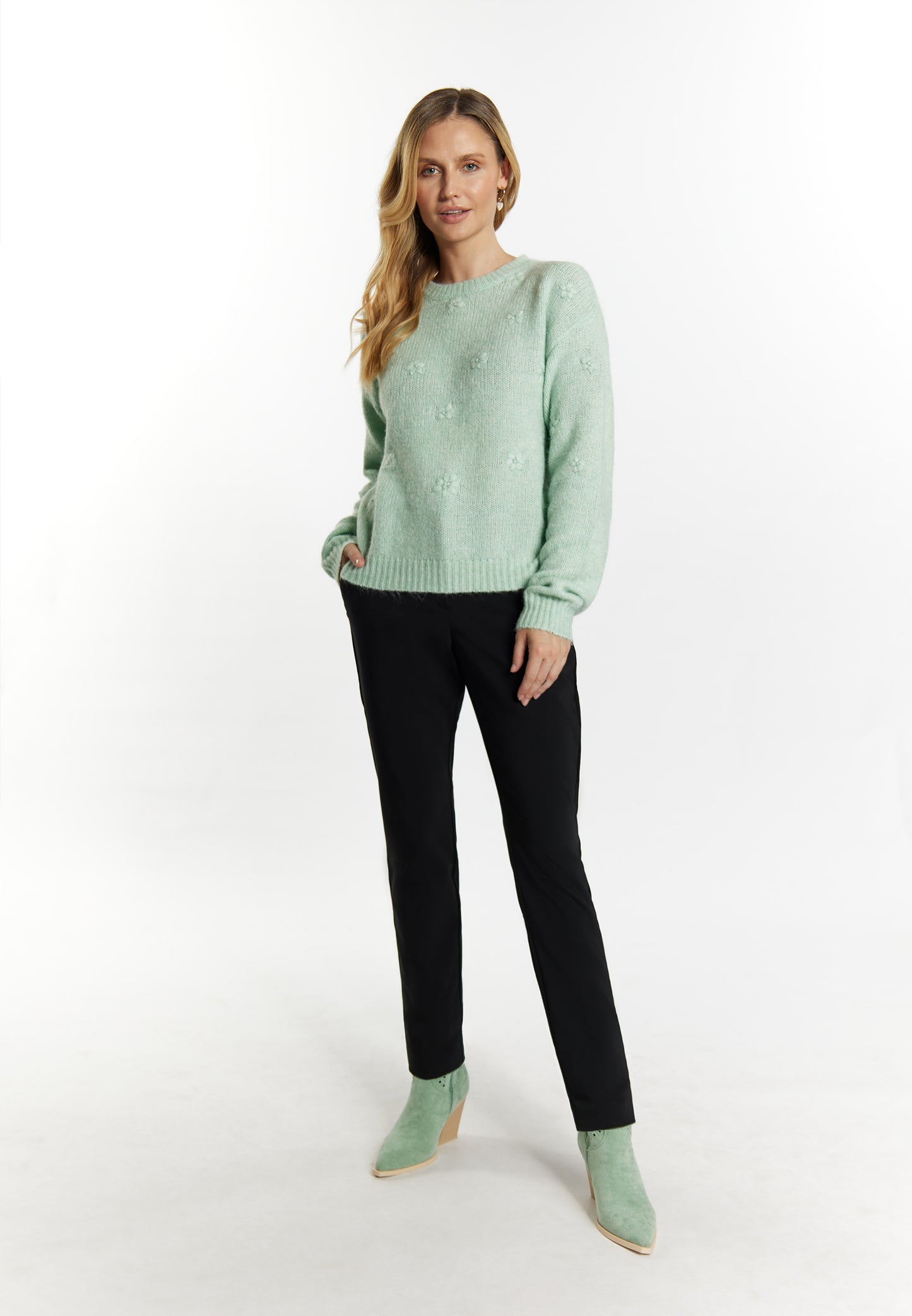 Jeona Women's Knitted Sweater