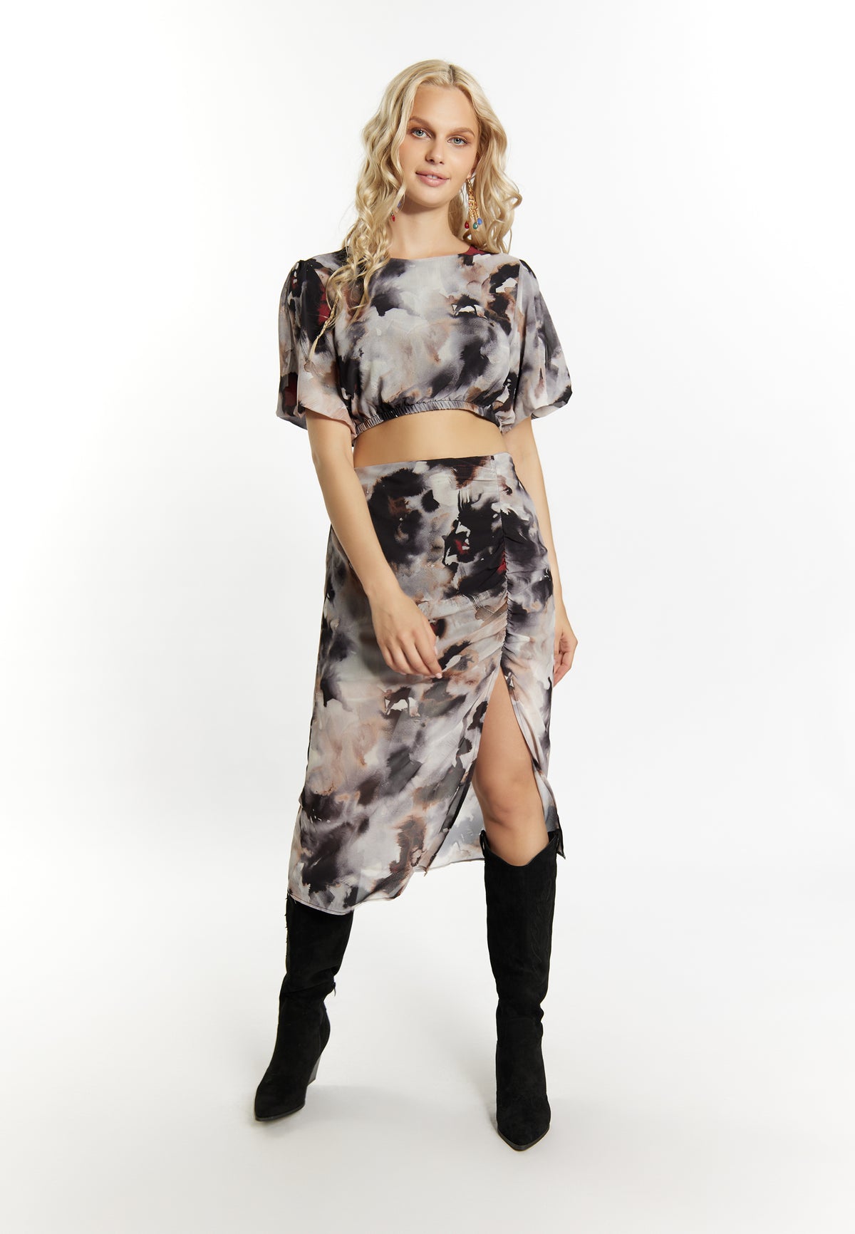 IZIA Women's Skirt