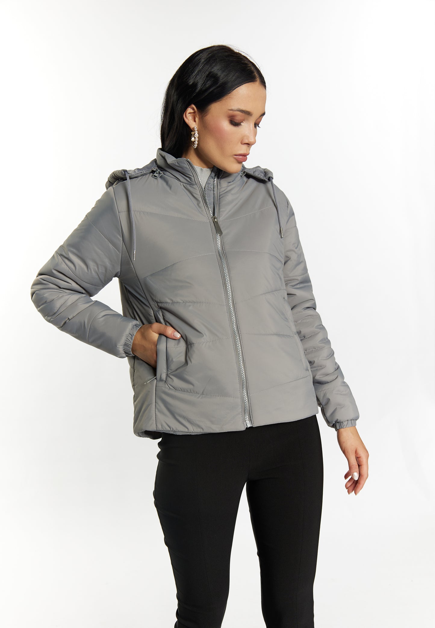 faina Jacke