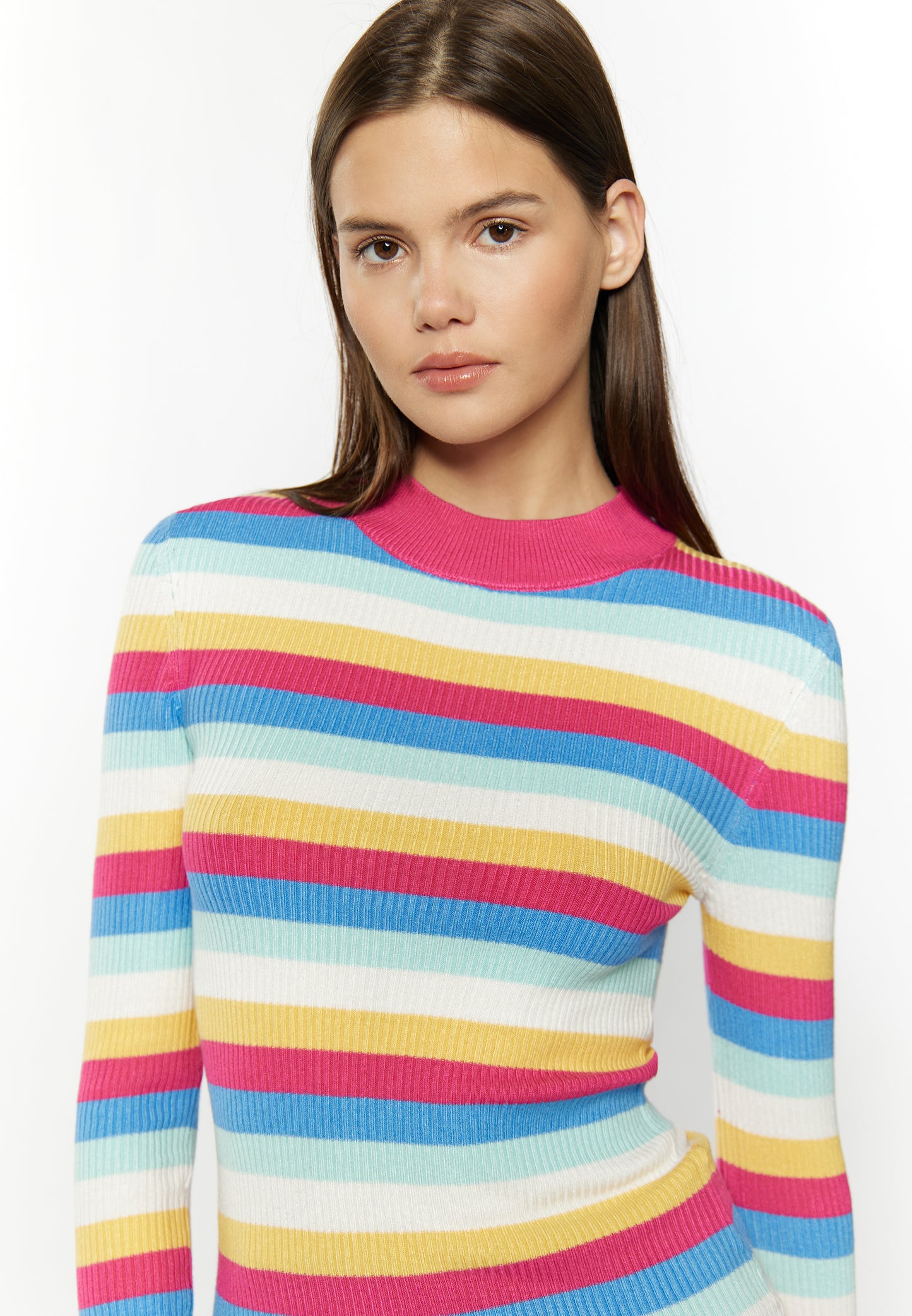 Sweter damski myMo z dzianiny prążkowanej