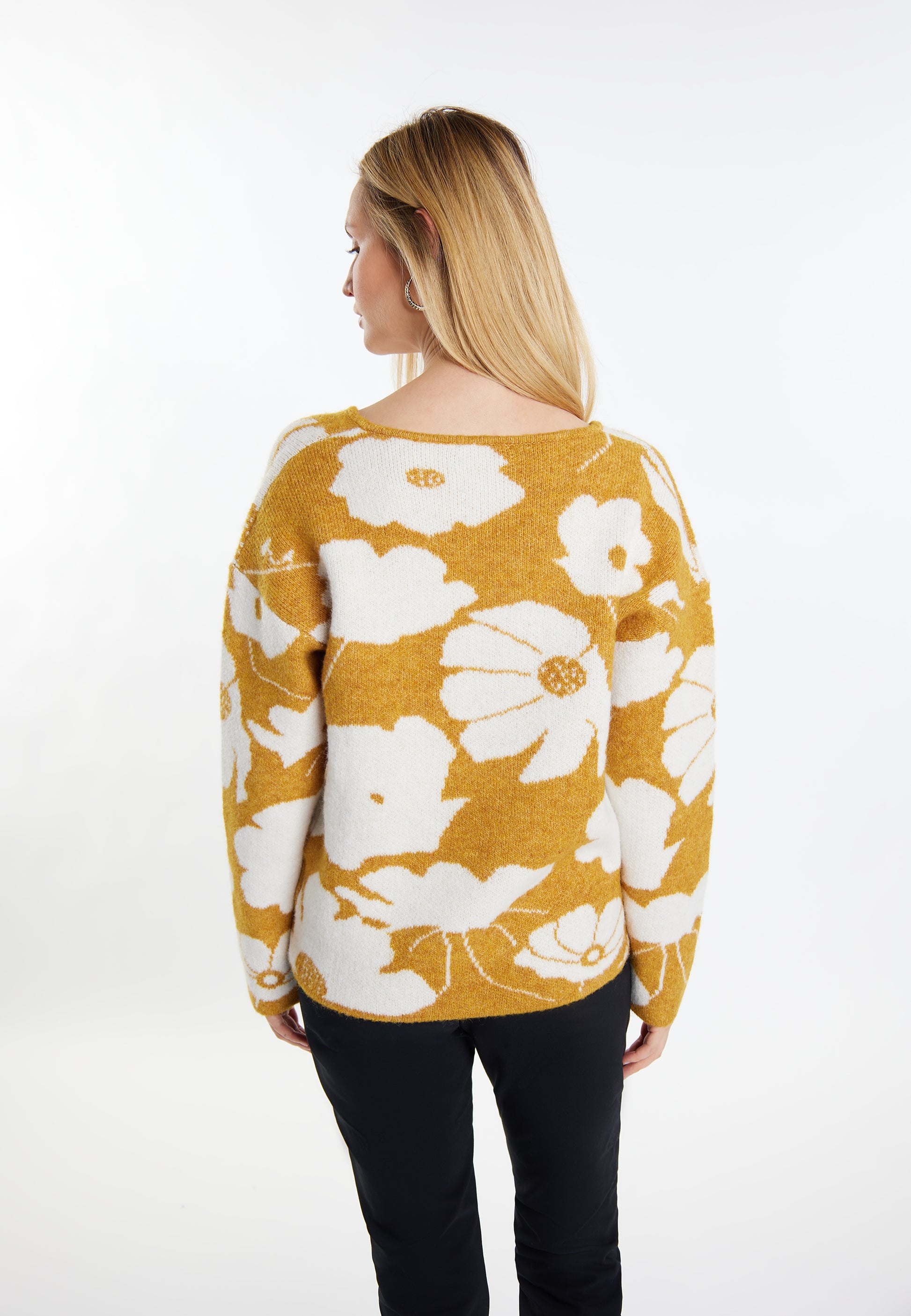 Albee Women's Knitted Sweater