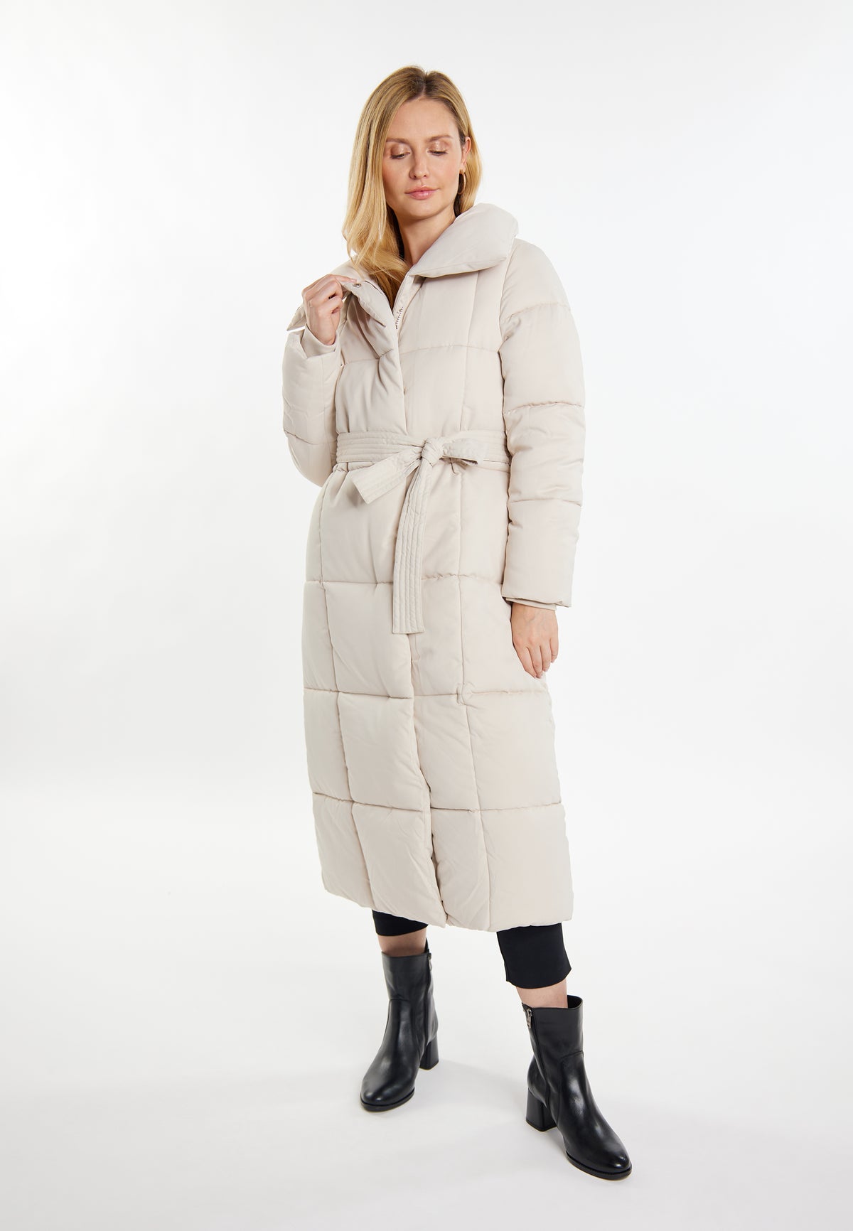 Minya Women's Long Quilted Coat