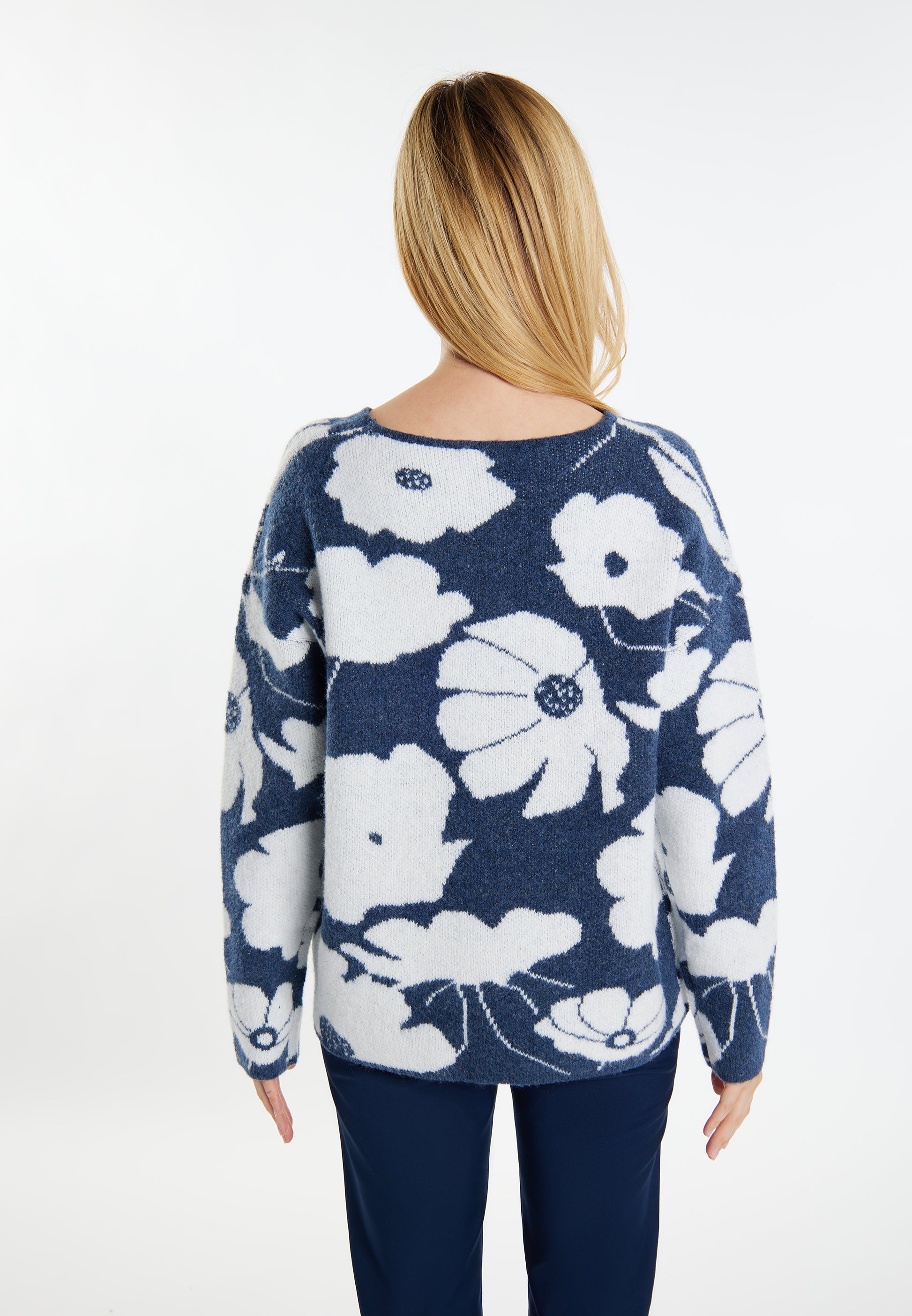 Jeona Women's Knitted Sweater
