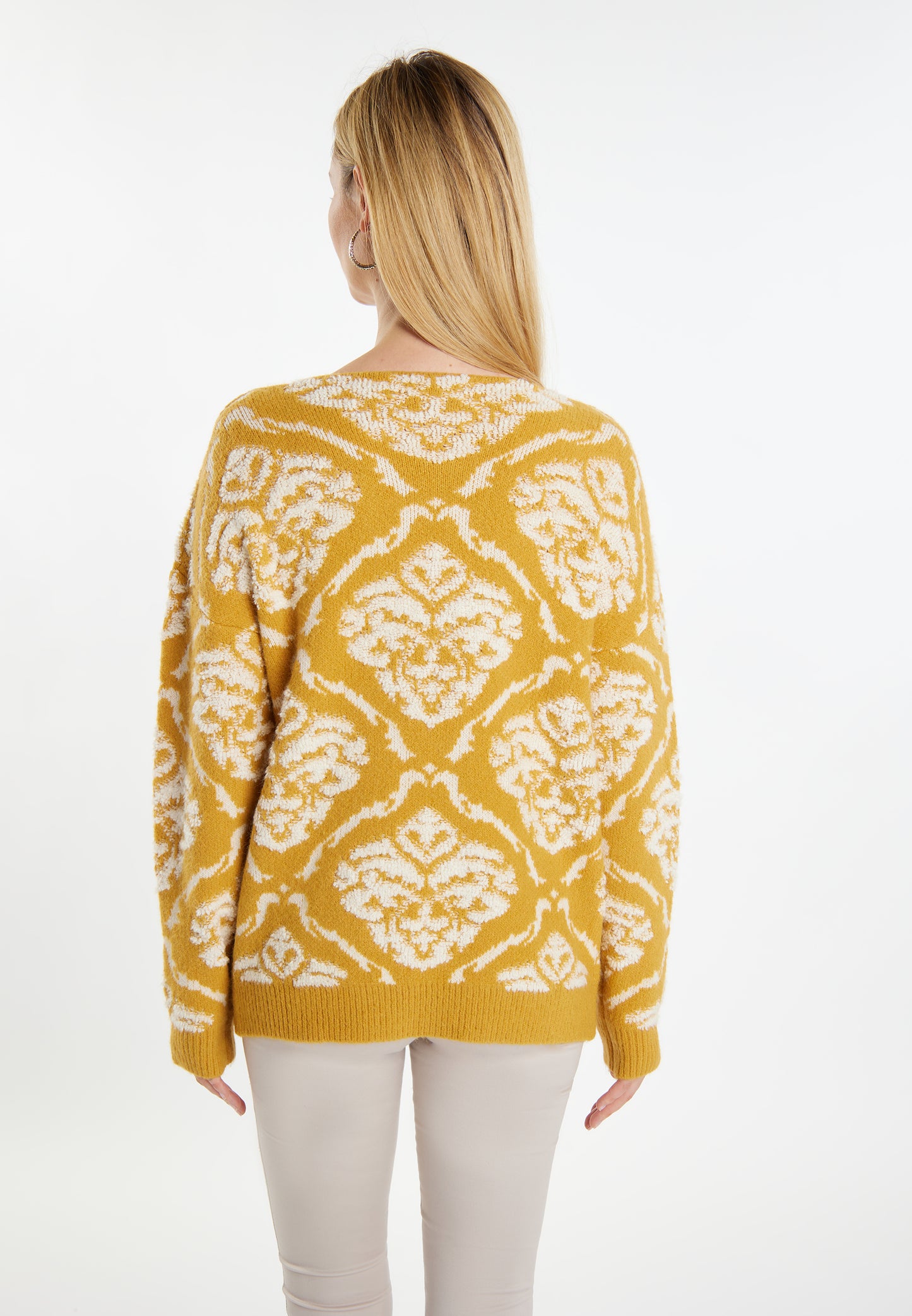 Jeona Women's Knitted Sweater