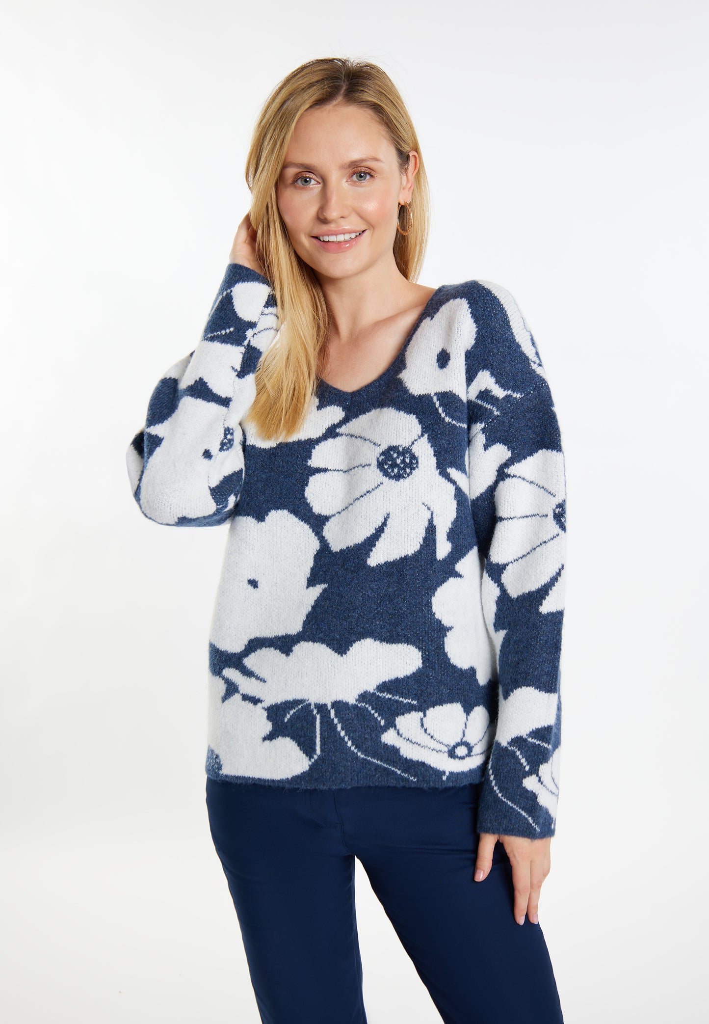 Albee Women's Knitted Sweater