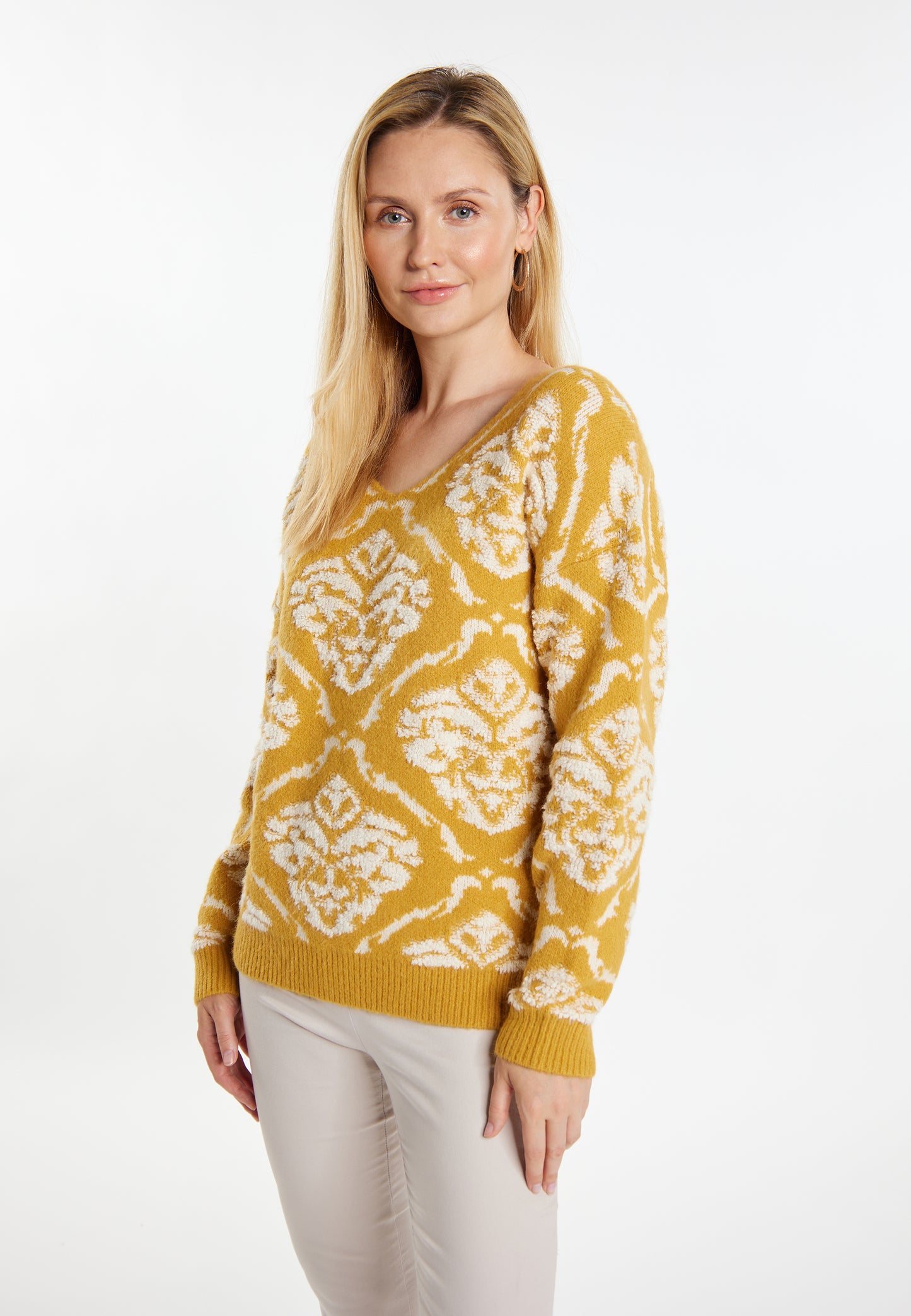 Albee Women's Knitted Sweater