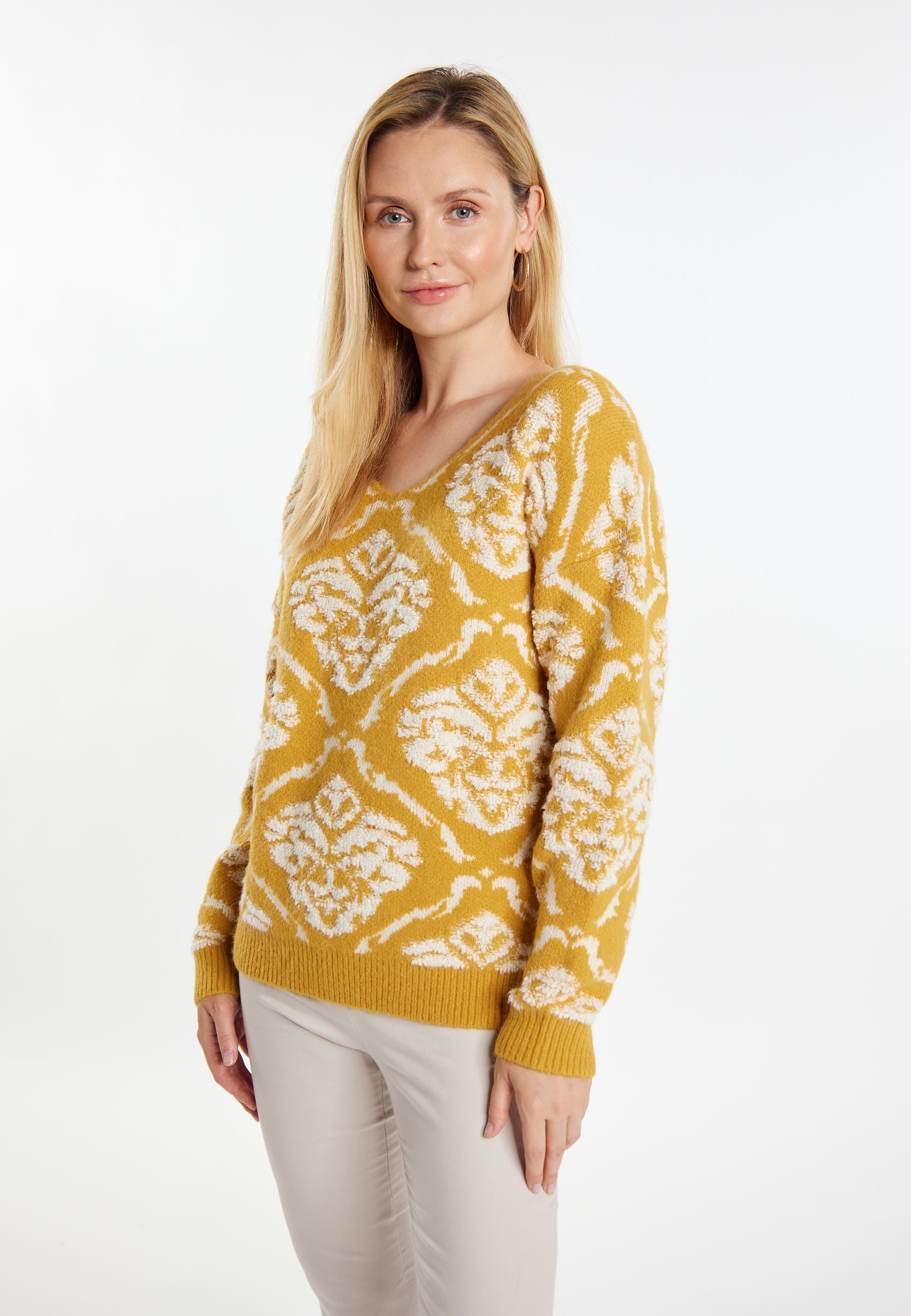 Albee Women's Knitted Sweater