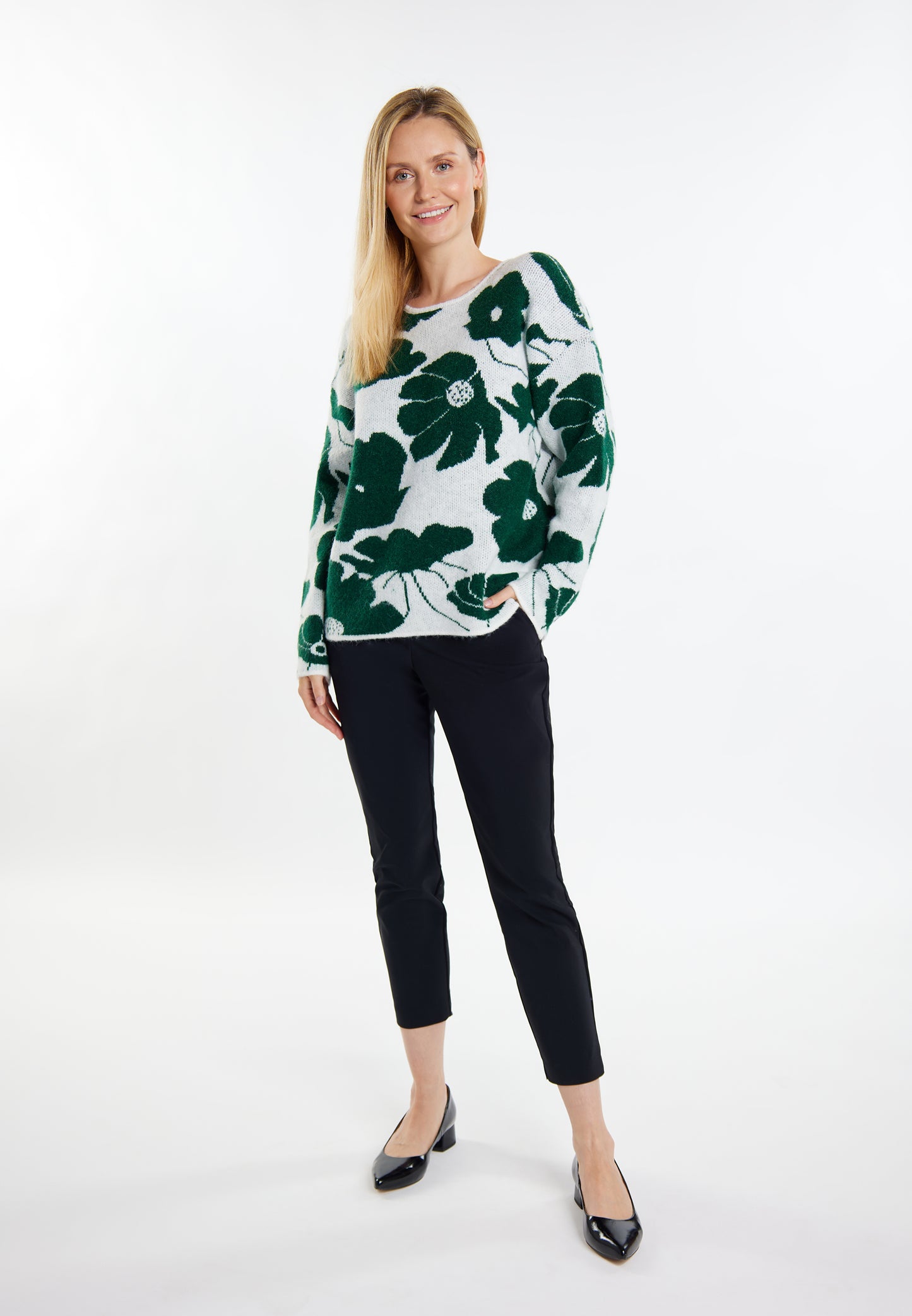Jeona Women's Knitted Sweater
