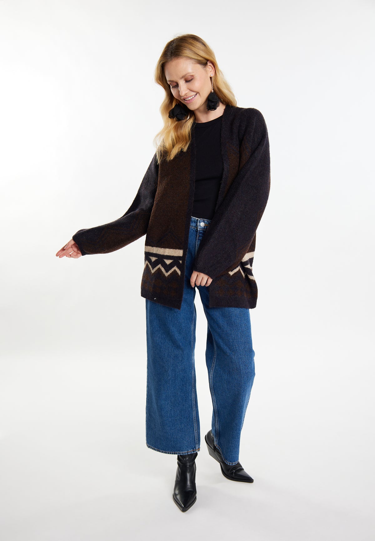 Virita Women's Knitted Cardigan