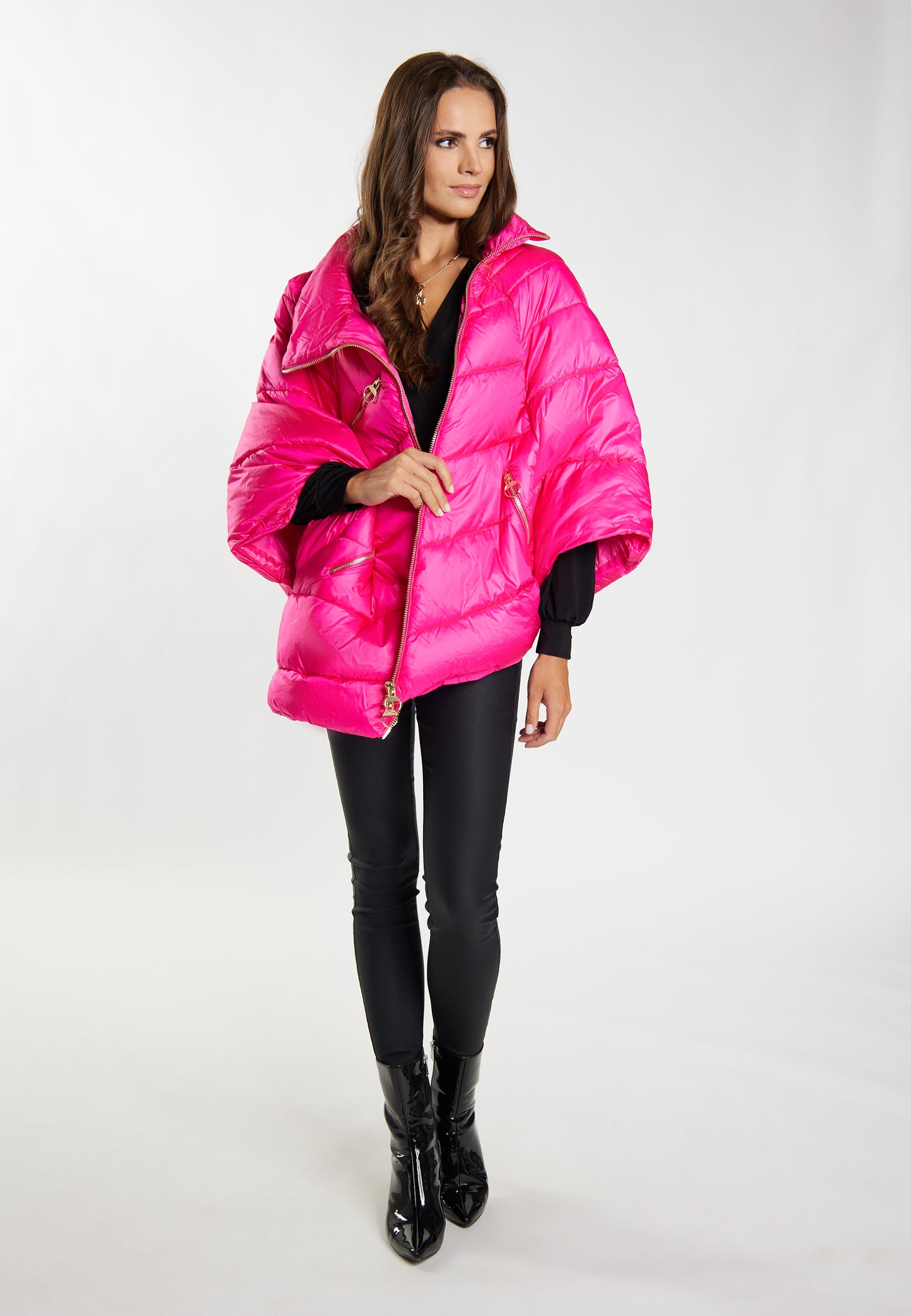 faina Cape