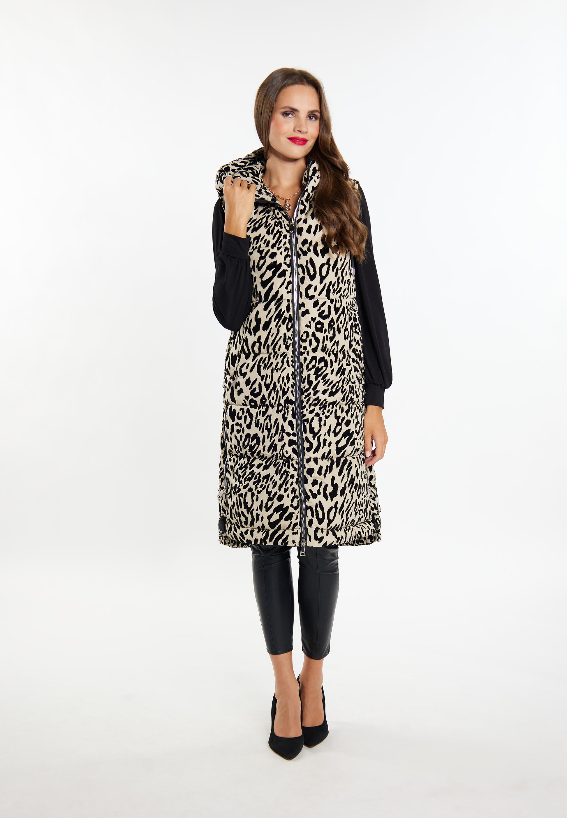 Faina Women's Long Vest Leo Print