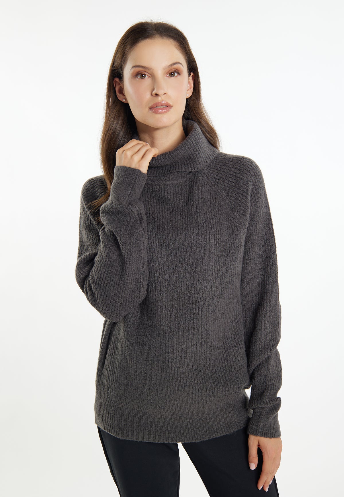 Vinaja Women's Knitted Sweater