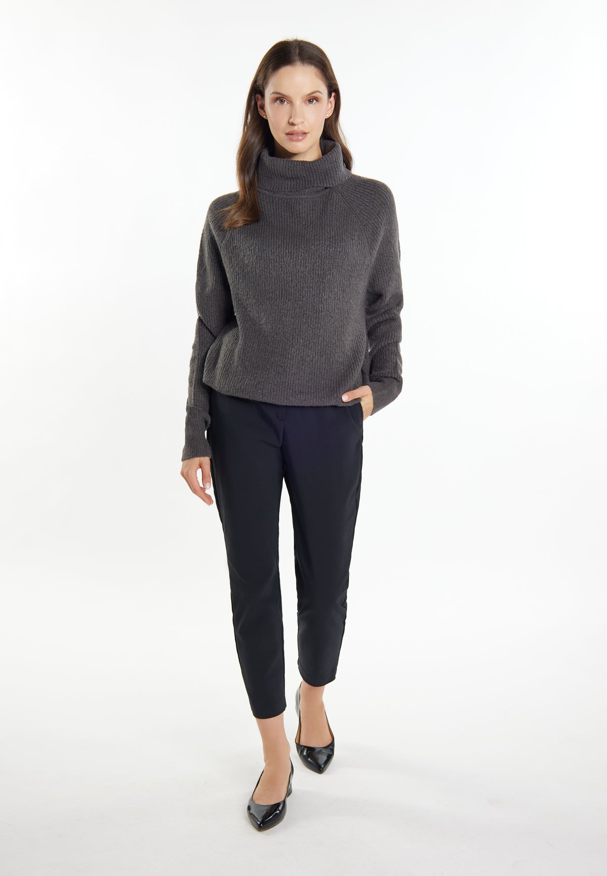 Vinaja Women's Knitted Sweater