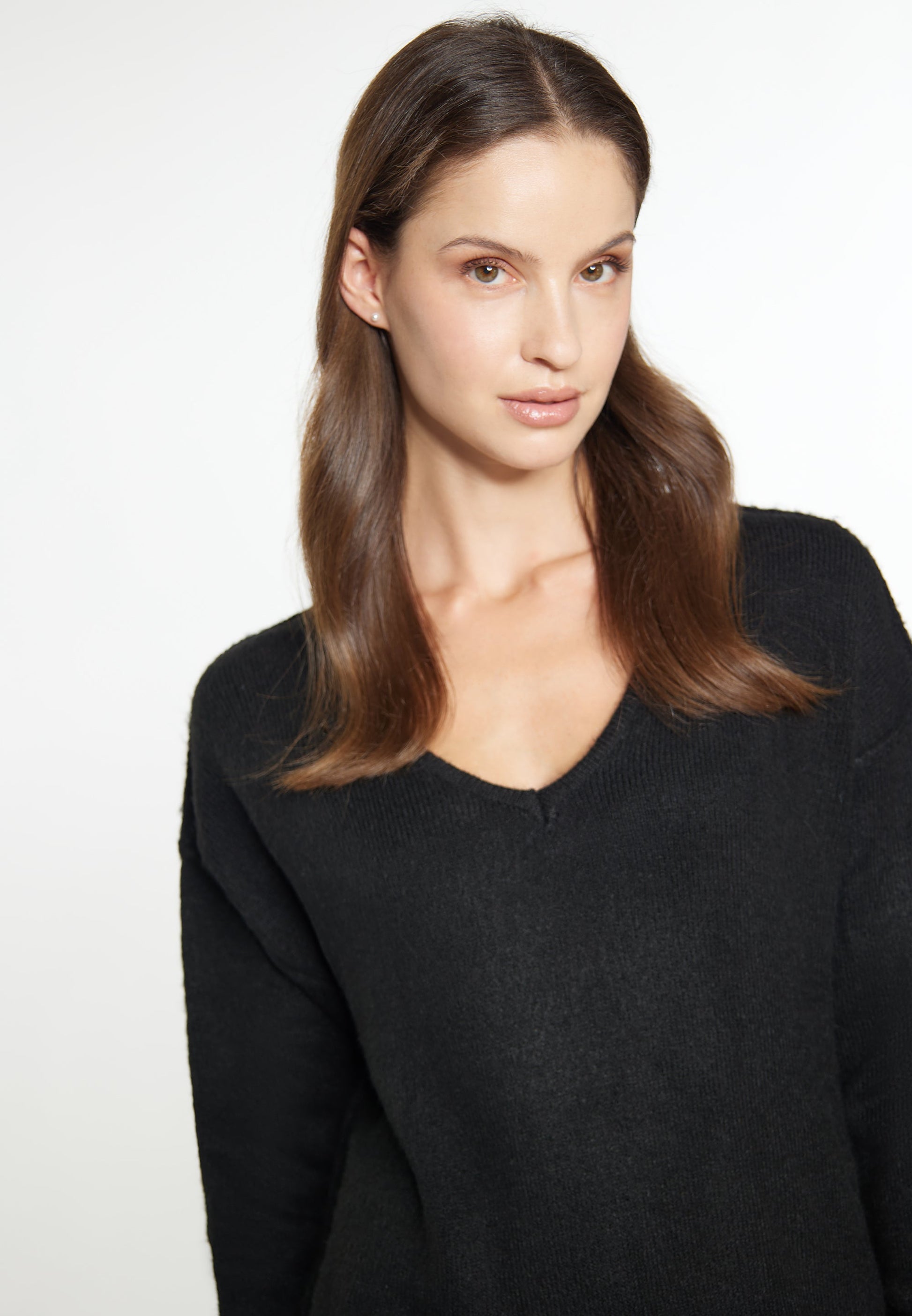 Usha white label Women's Knitted Sweater