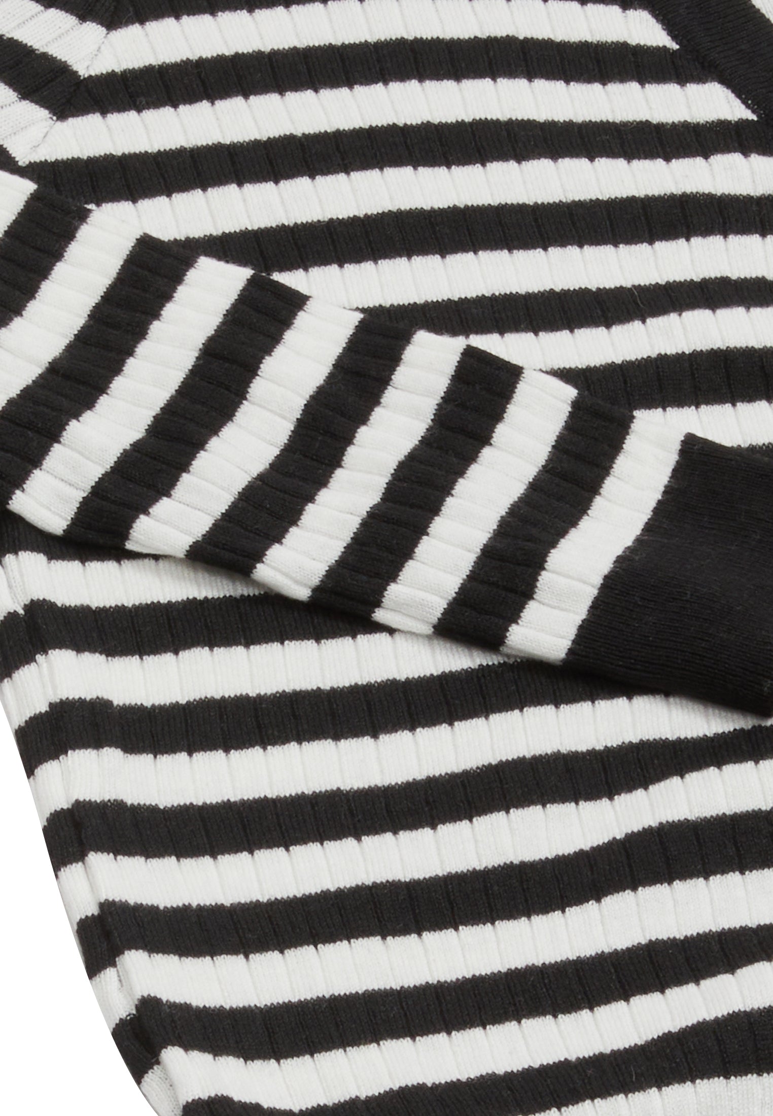 faina Strickjacke