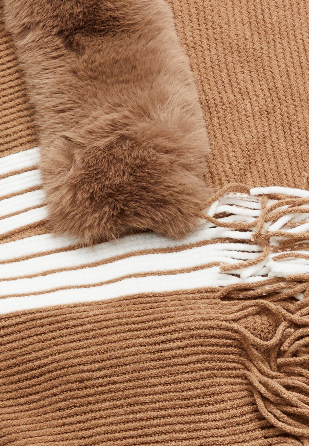faina NALLY Poncho