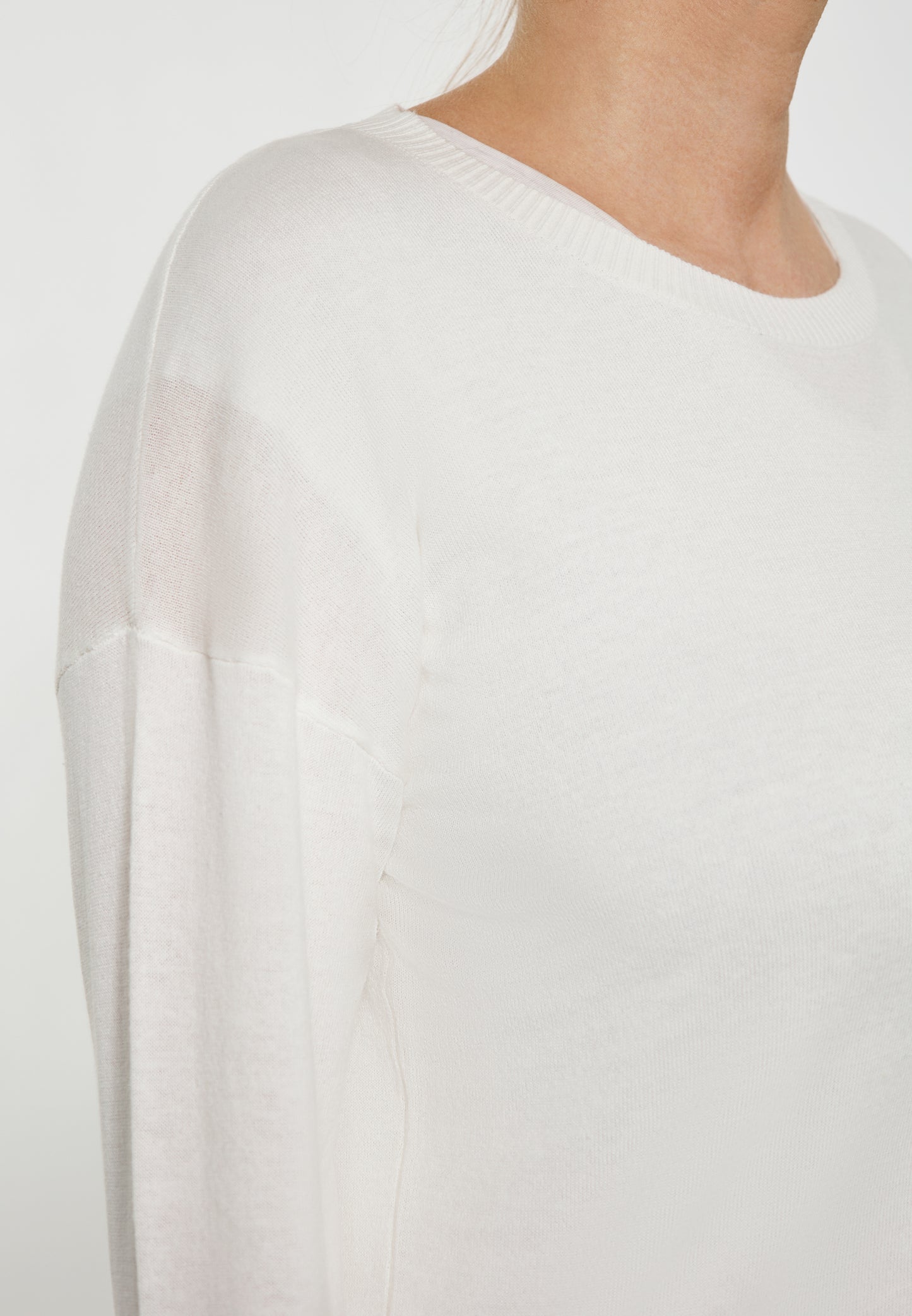 Jeona Women's Sweater