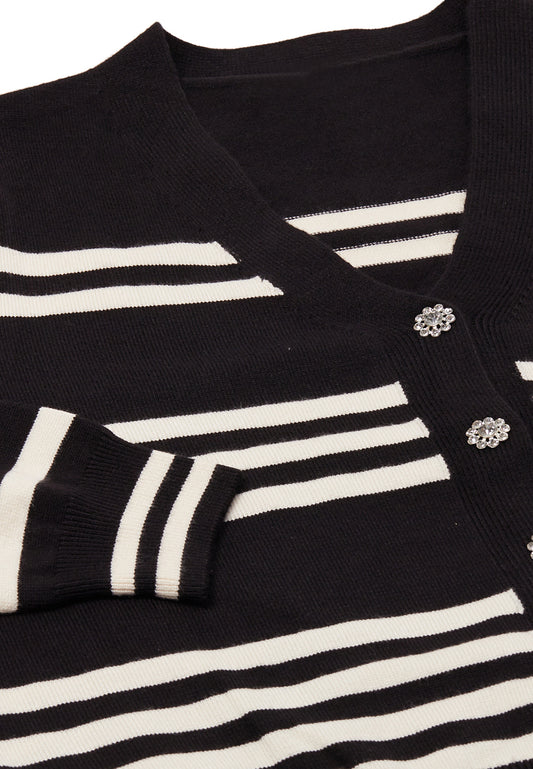 faina Strickjacke