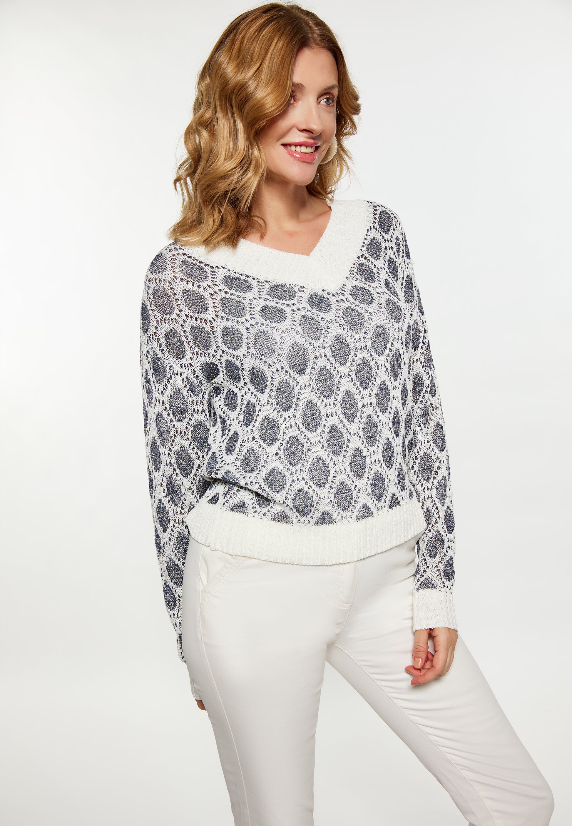 Alzou Women's Sweater