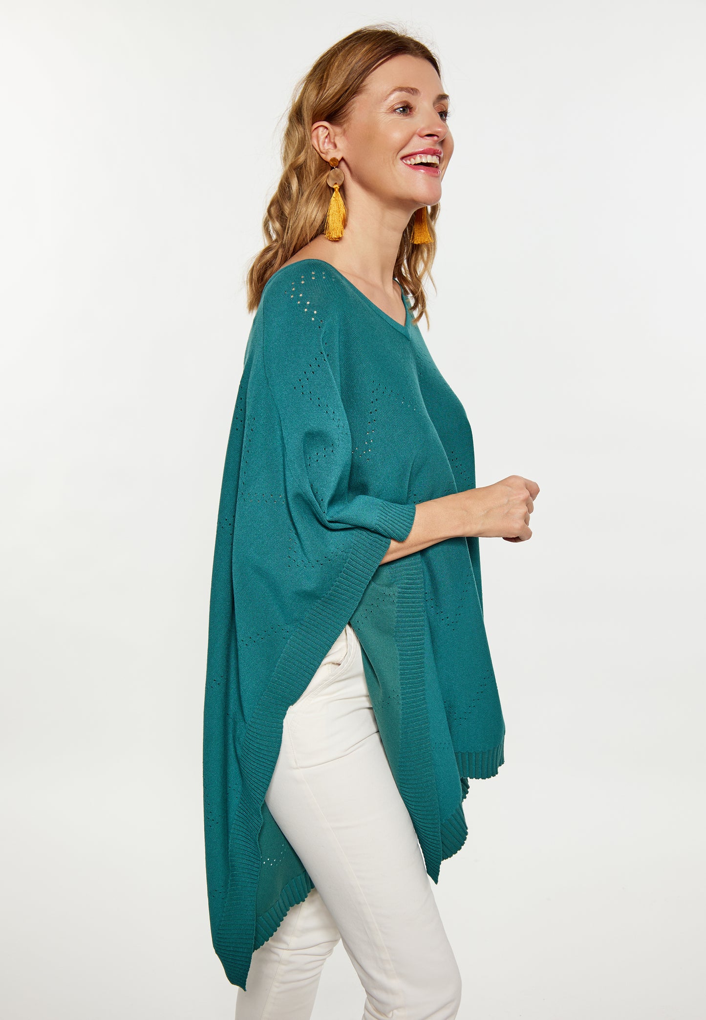 Alzou Women's Poncho