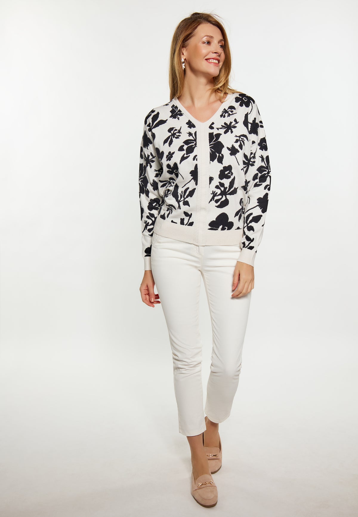 Jeona Women's Sweater
