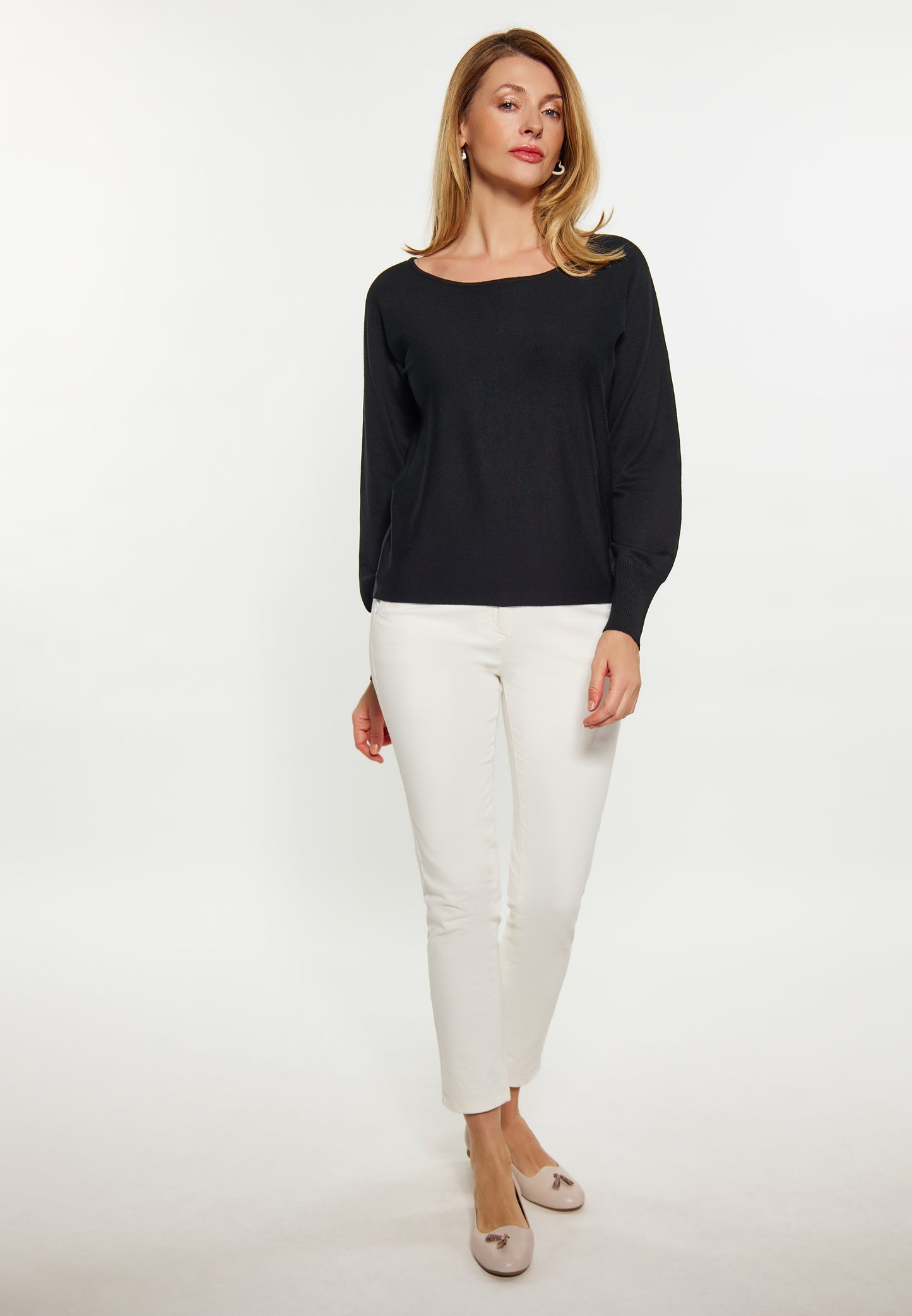 Jeona Women's Sweater