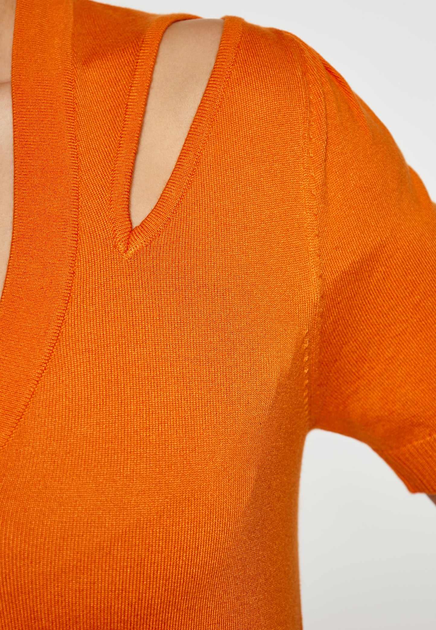 faina Strickjacke